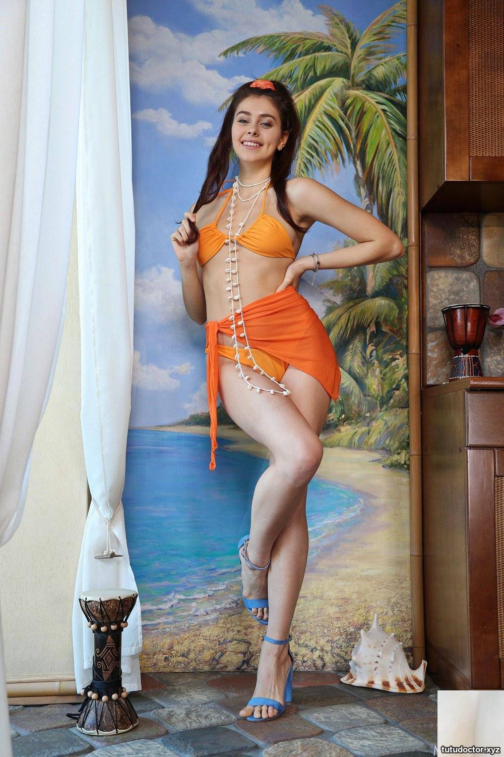Mar 20, 2023 – Foxy Alissa – Bea · photo 7 of 95