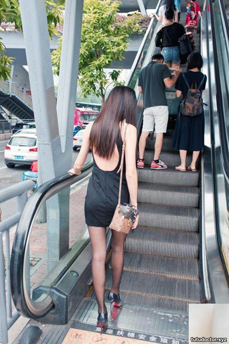 XiuRen Beauty Model Alice Xiaoziyi Didi Taxi Adventure No Mosaic · photo 20 of 101