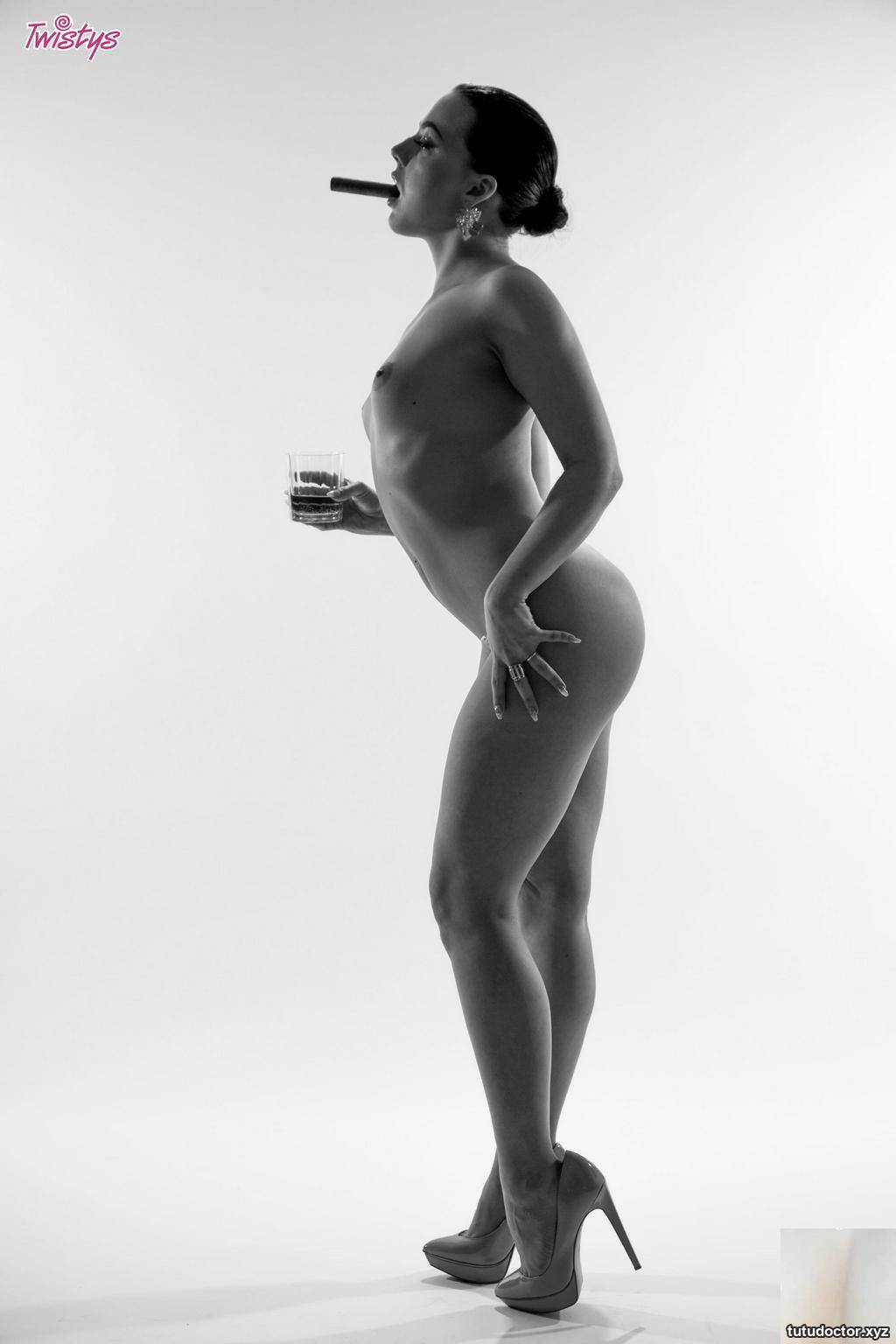 Whitney Wright – Have A Cigar · photo 62 of 67