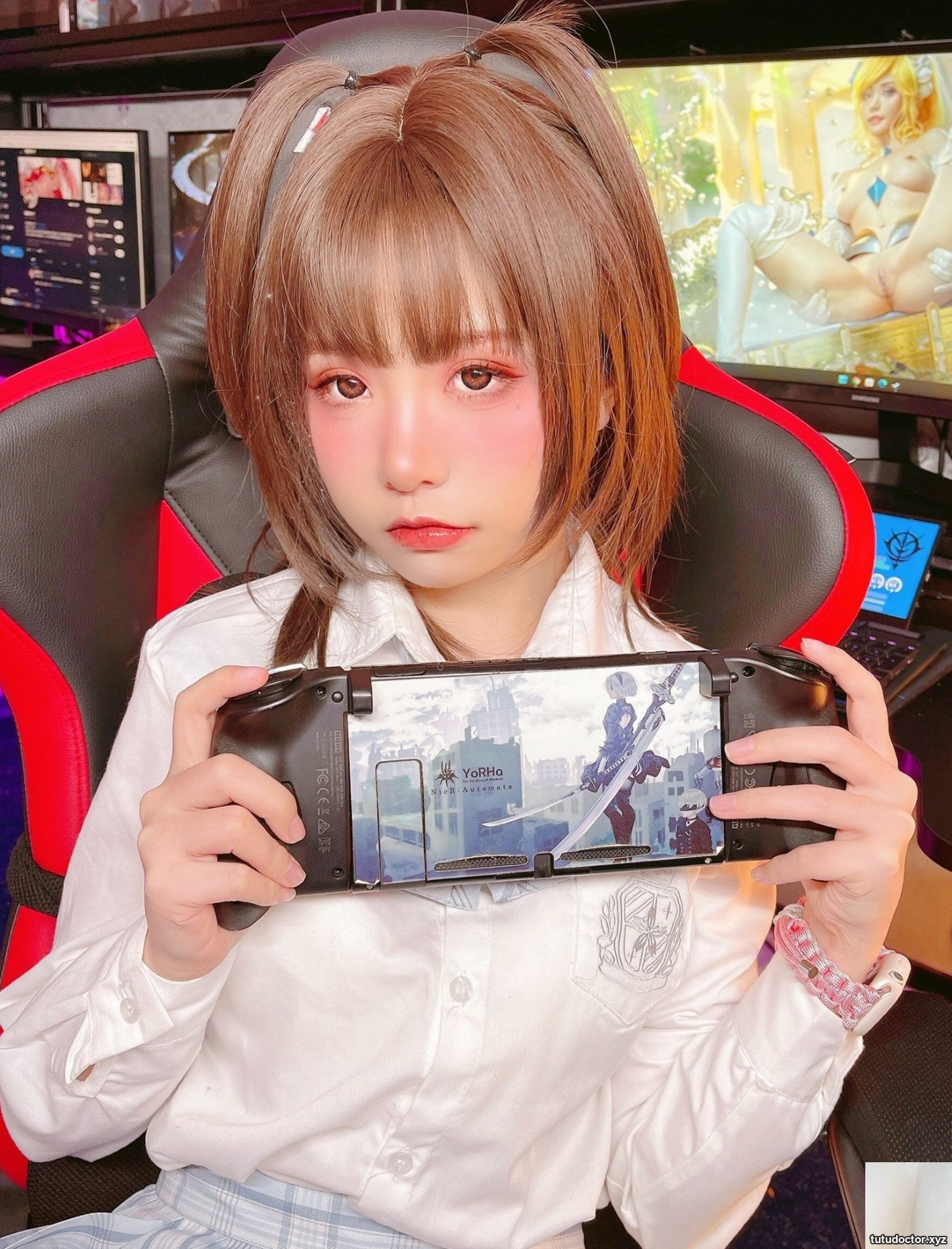 Welfare Girl-Meow Xiaoji Xiaojis Video Game Time · photo 24 of 45