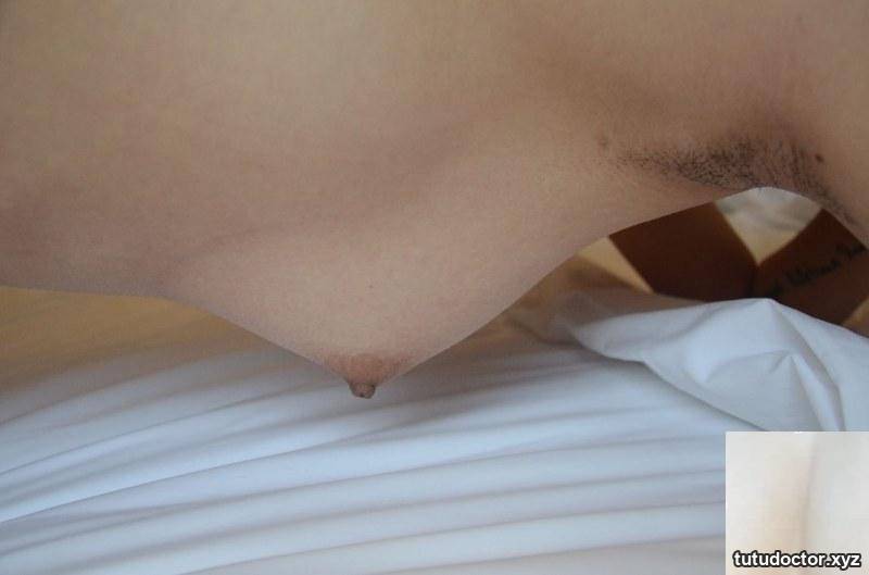Chinese model Mei Xins unreserved selfie · photo 15 of 49
