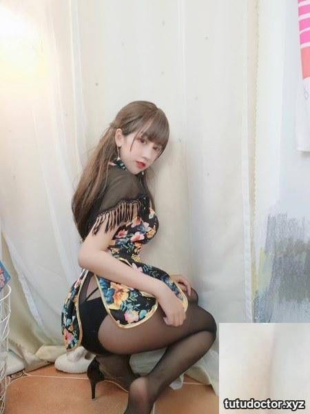 Expired Mi Nian Xian Meow Black Cheongsam + Sexy School Uniform · photo 3 of 34
