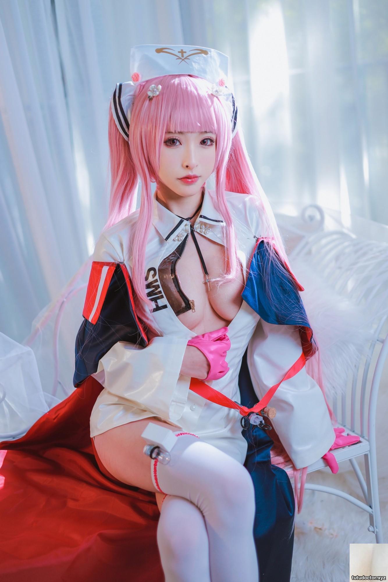 Shimizu Yunos large breast exposure in Azur Lane-Perseus will · photo 9 of 52