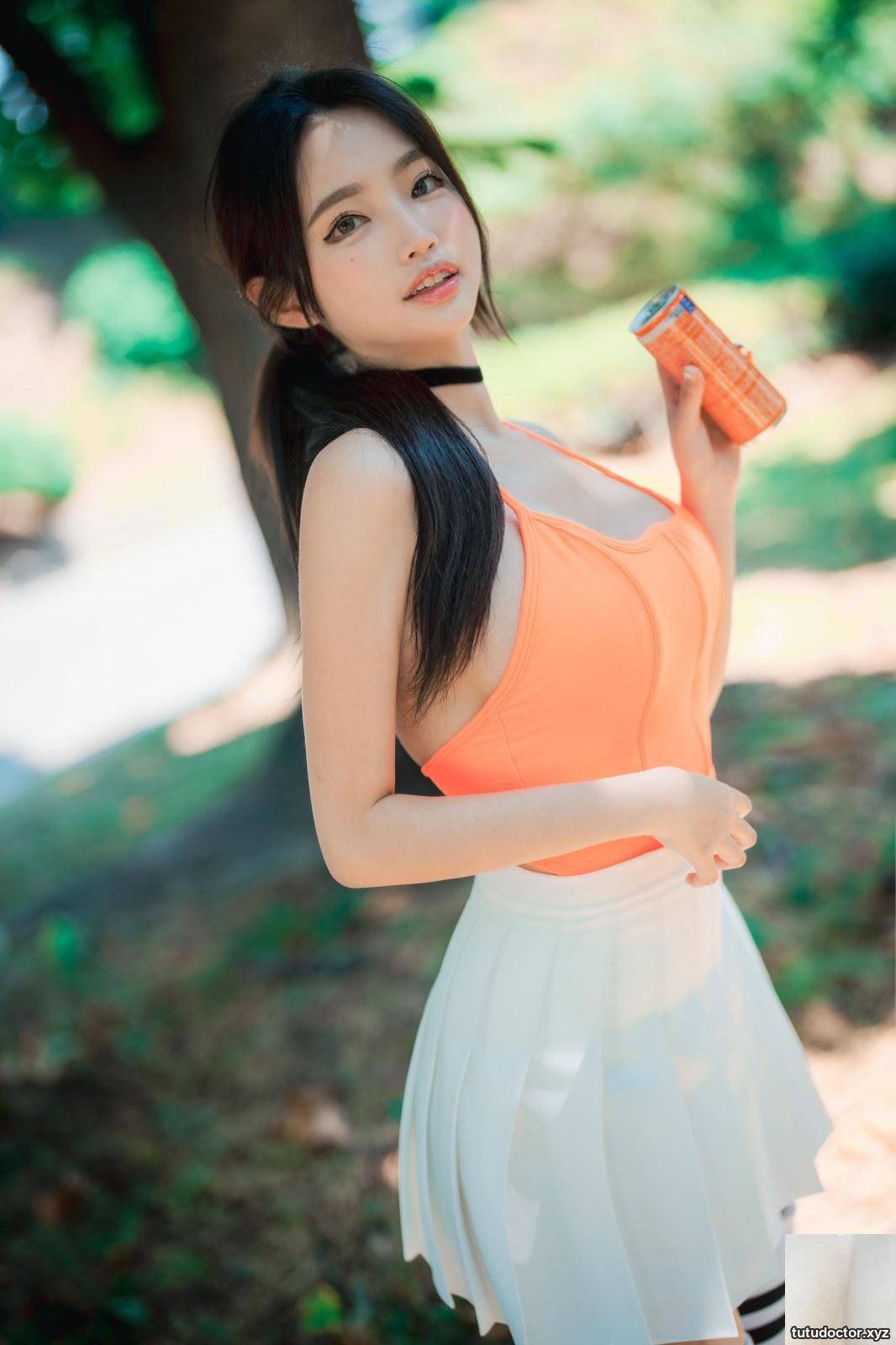 Loose and Tight – Fanta · photo 12 of 51