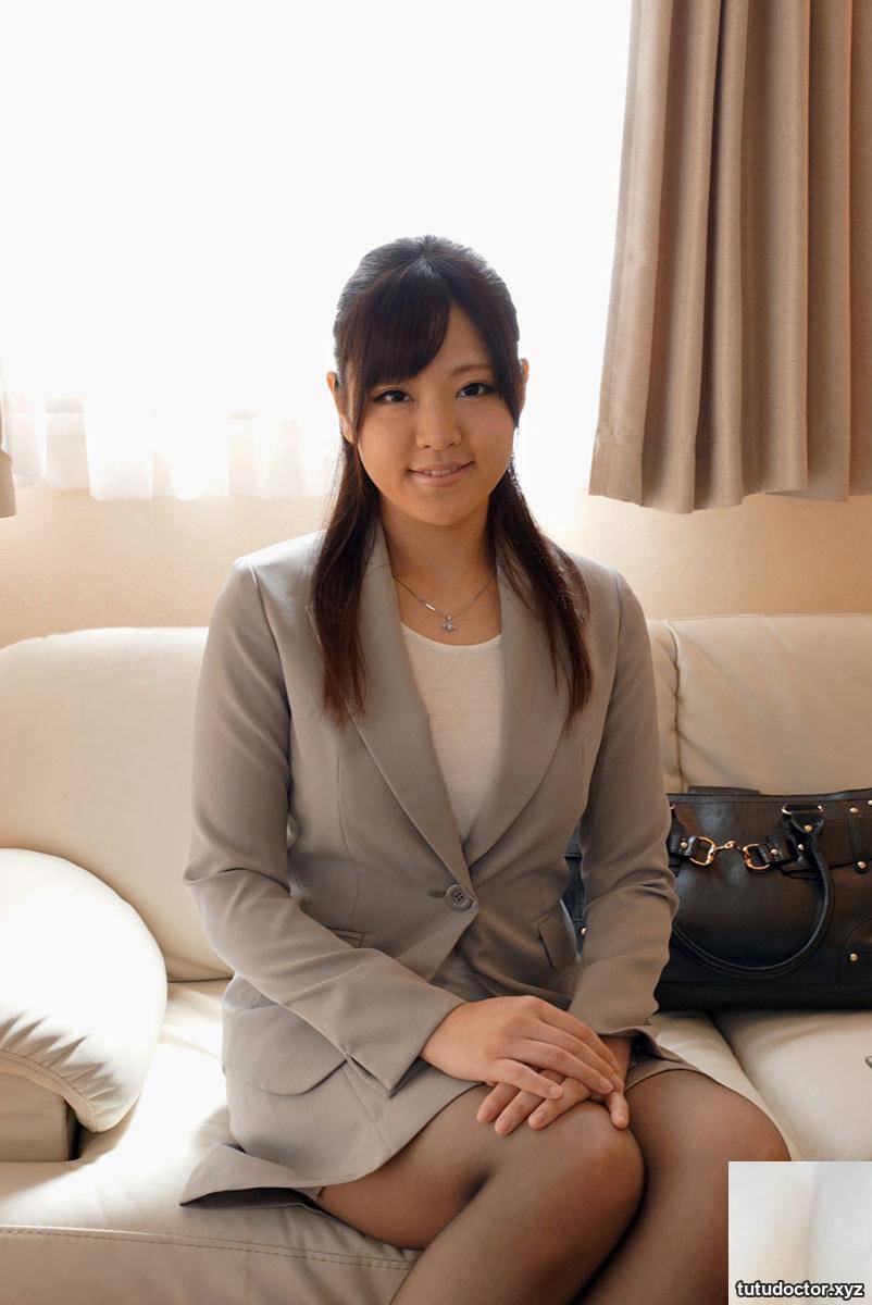 Tomoka Sakurai: I played a prank on the cram school teacher who came to handle the complaint ~ The squirt is on full display! ~ (22P)