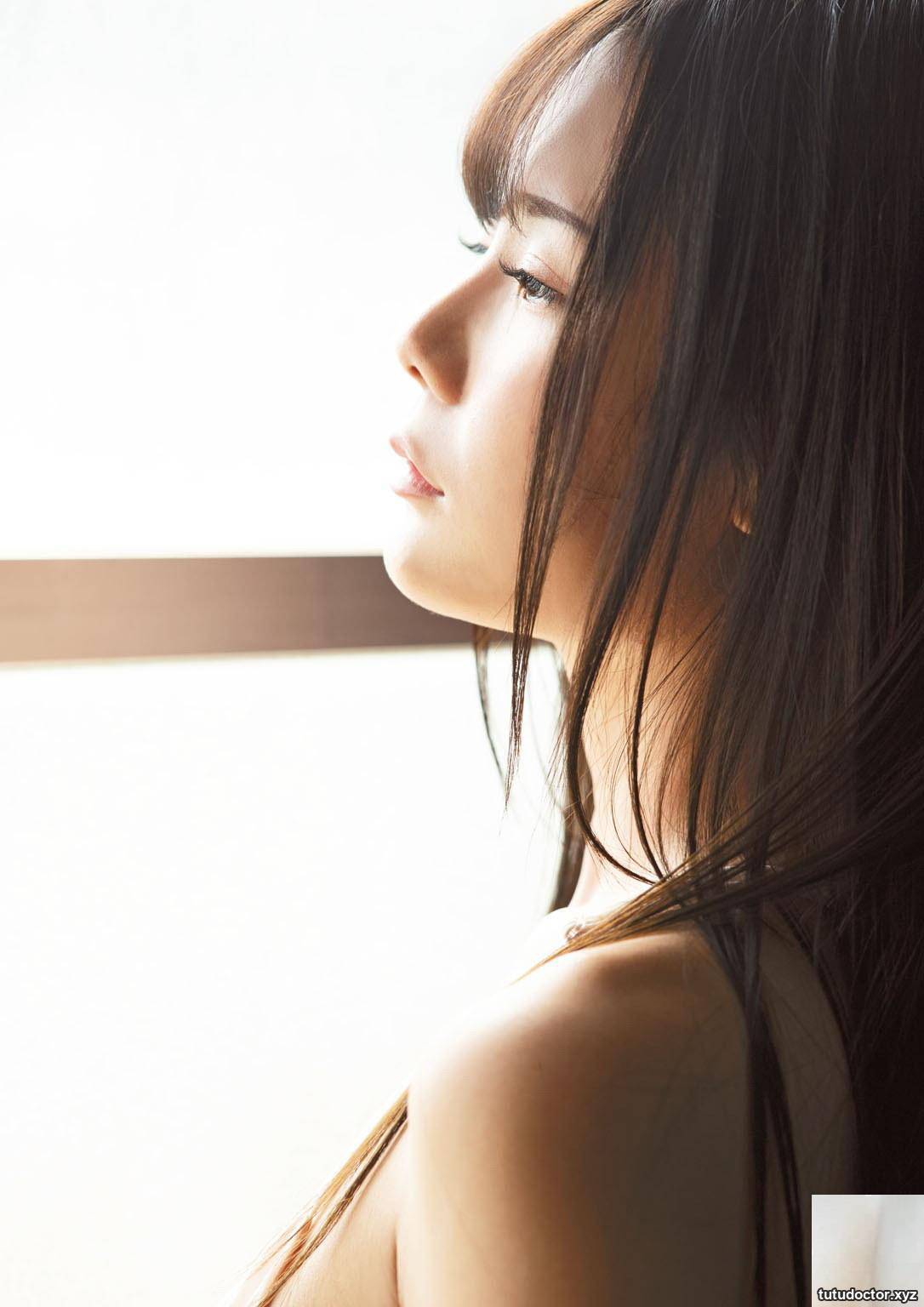 Miru Sakamichi 1st photo collection · photo 29 of 78