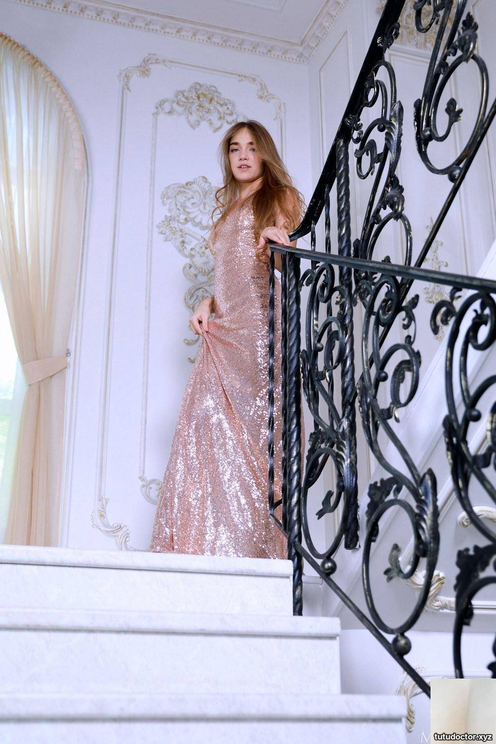 Met-Art – Alina Petite – Ball Gown · photo 7 of 122