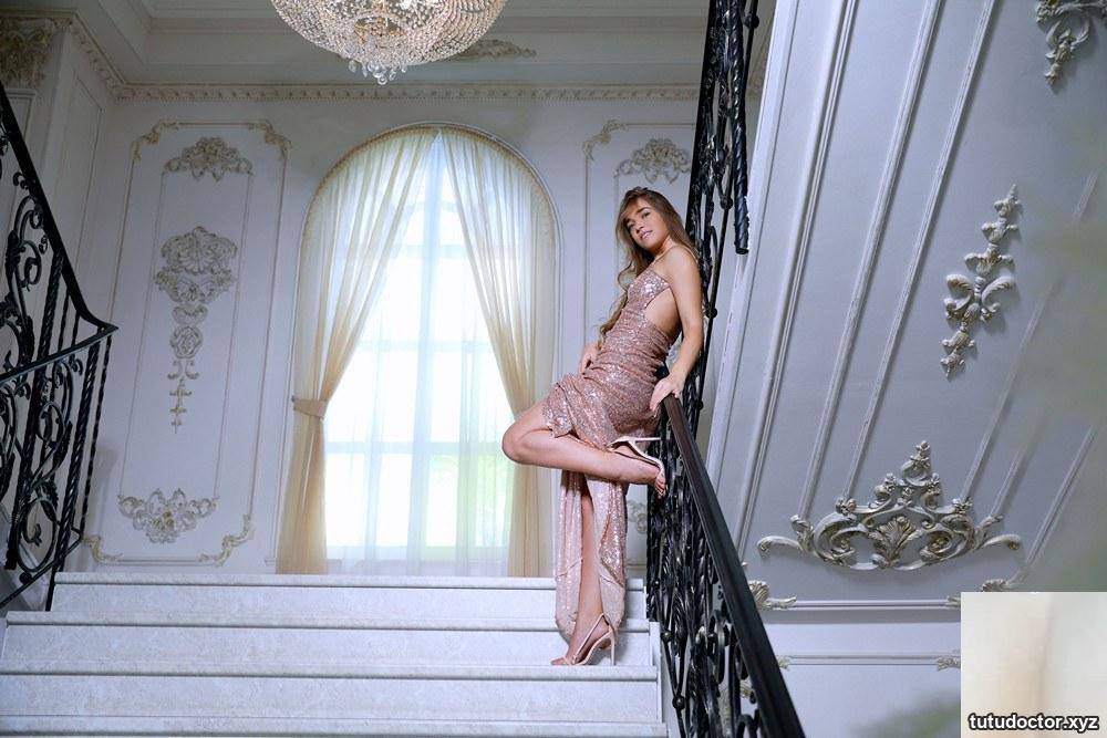Met-Art – Alina Petite – Ball Gown · photo 16 of 122