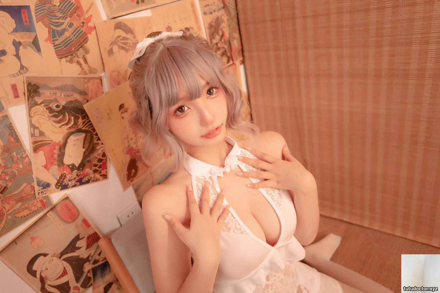 Kanamezaka Mafuyus White Cheongsam 2 sexy exposed breasts to · photo 11 of 75