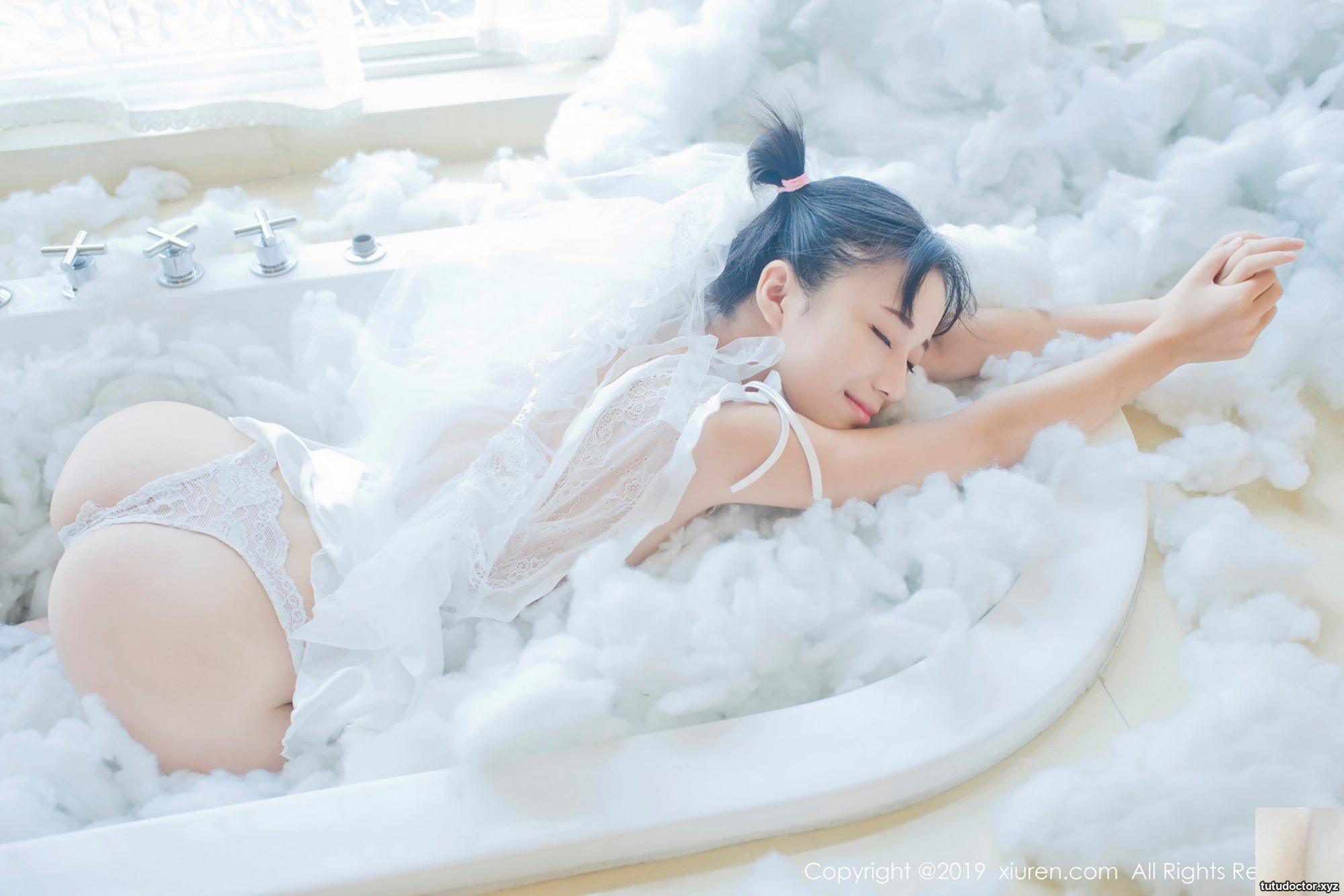 2019.01.16 No.1313 Kurai Yuka sexy writing · photo 43 of 46