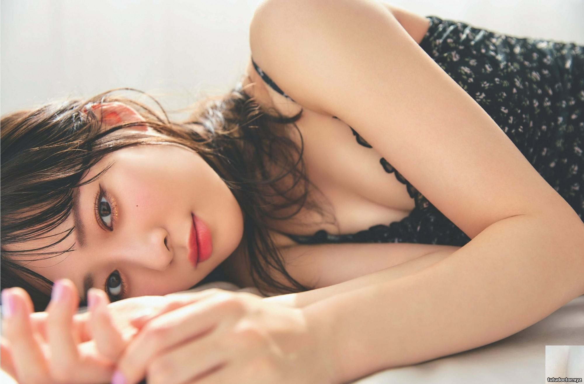The beautiful girl is good-looking and has a good figure… I feel · photo 7 of 8
