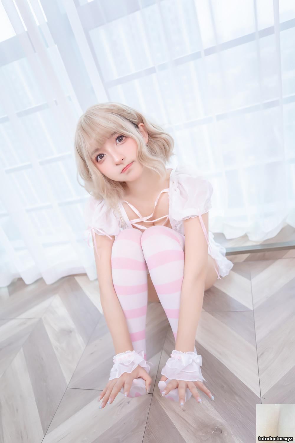 Kagakusaka Mafuyu Stockings Realm 2 Appreciate the young and · photo 55 of 64