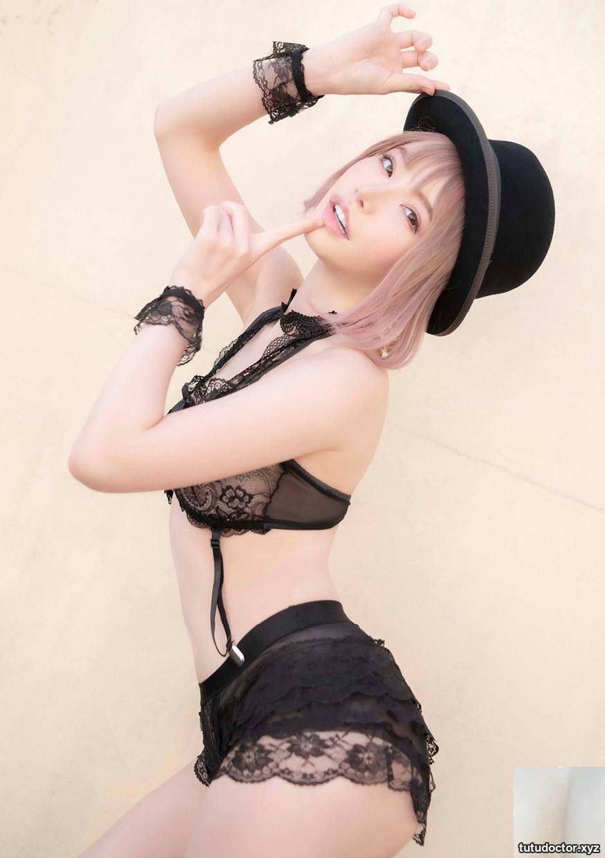 Eimi Fukada Eimi Fukada Count sheep Sleep · photo 65 of 79