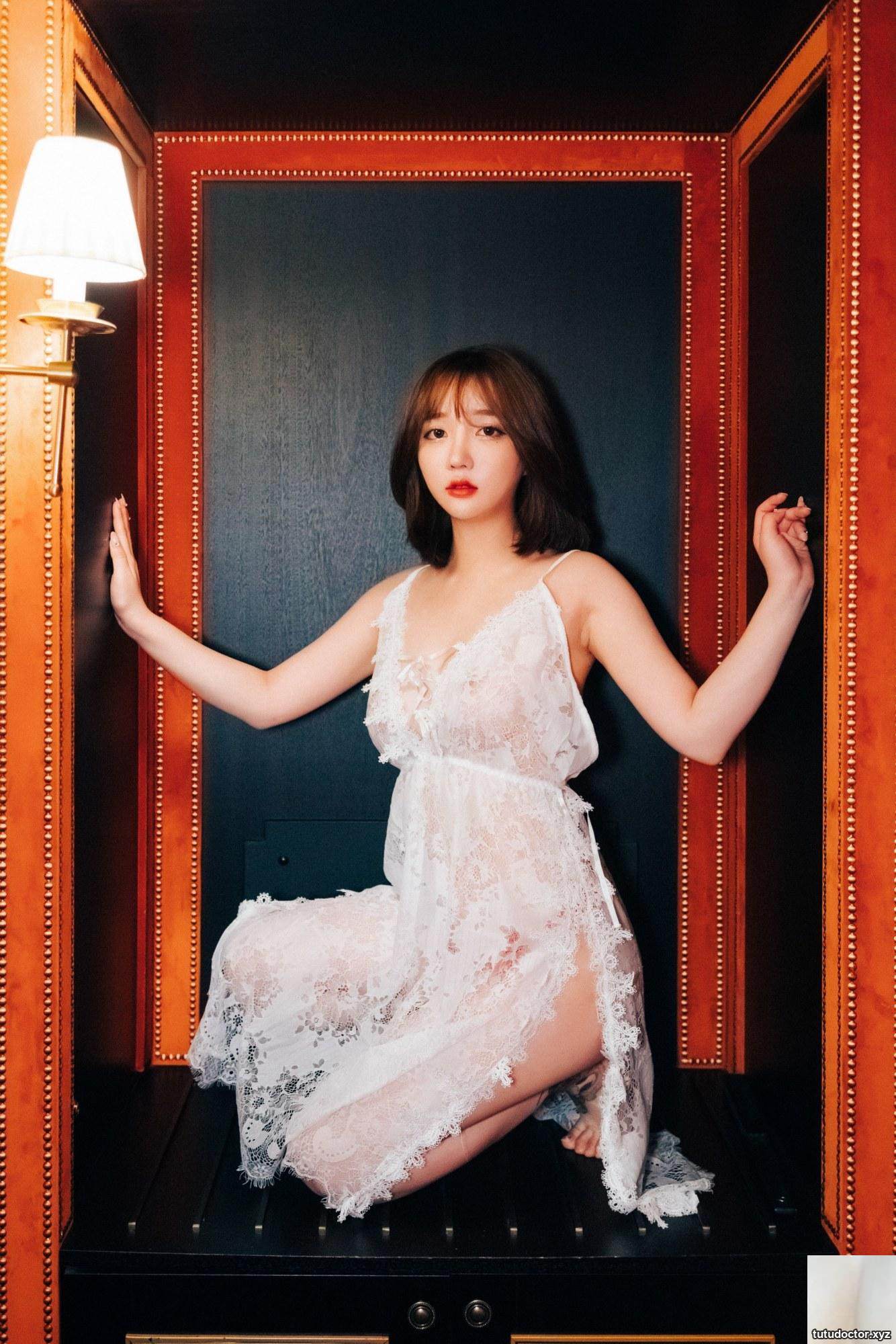 손예은(Sun Lele) Sexy Clothing Temptation The seductive deep groove · photo 5 of 87