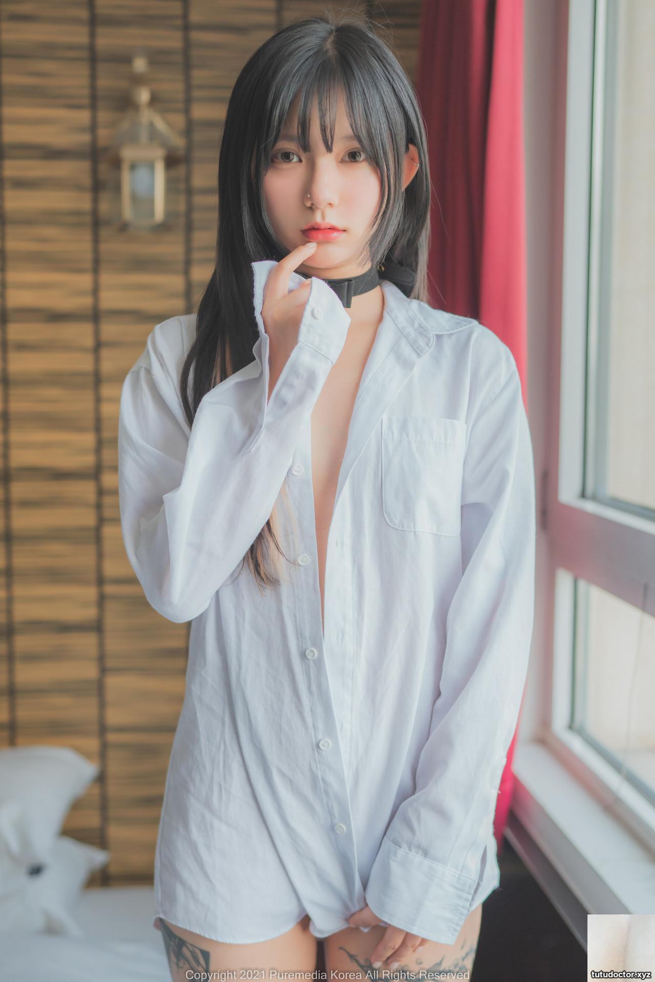 Hizzy Hizzy, (PURE MEDIA) Vol.101 Nude Digital Edition · photo 5 of 48