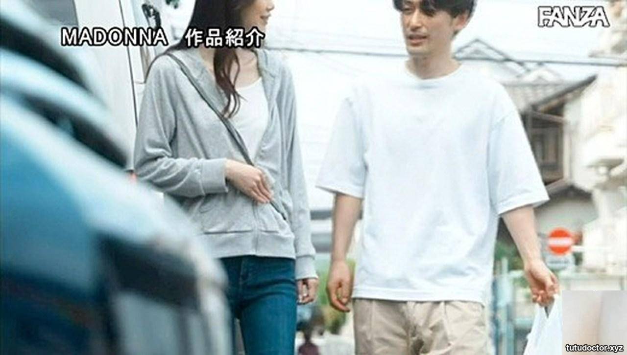 An Komatsu: I cant take my eyes off you even for a second · photo 35 of 66