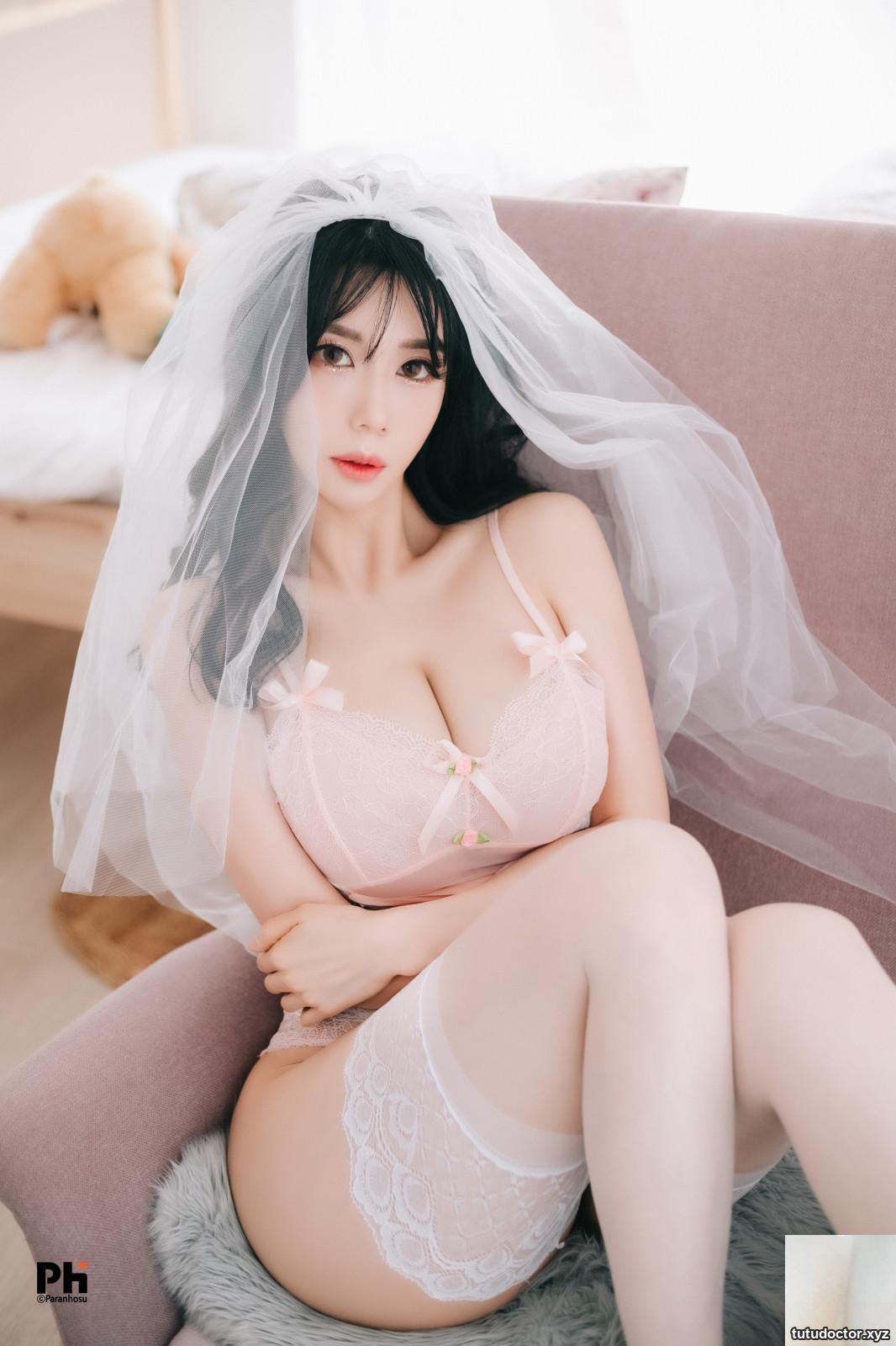 Sia_S22 Photo Book Vol.7 Pin · photo 42 of 60