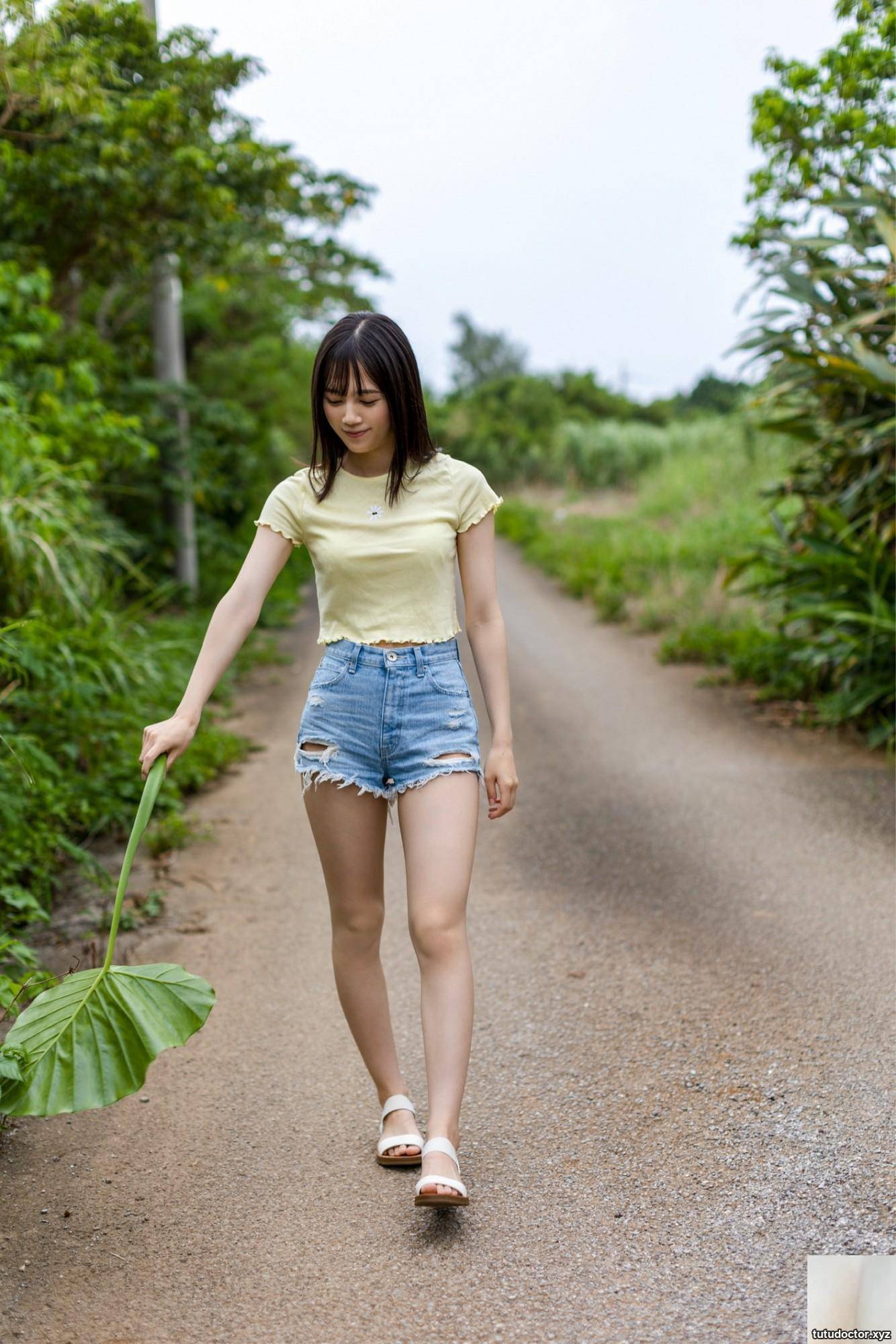 Remu Suzumori Remu Suzumori – In a transparent wo · photo 24 of 40