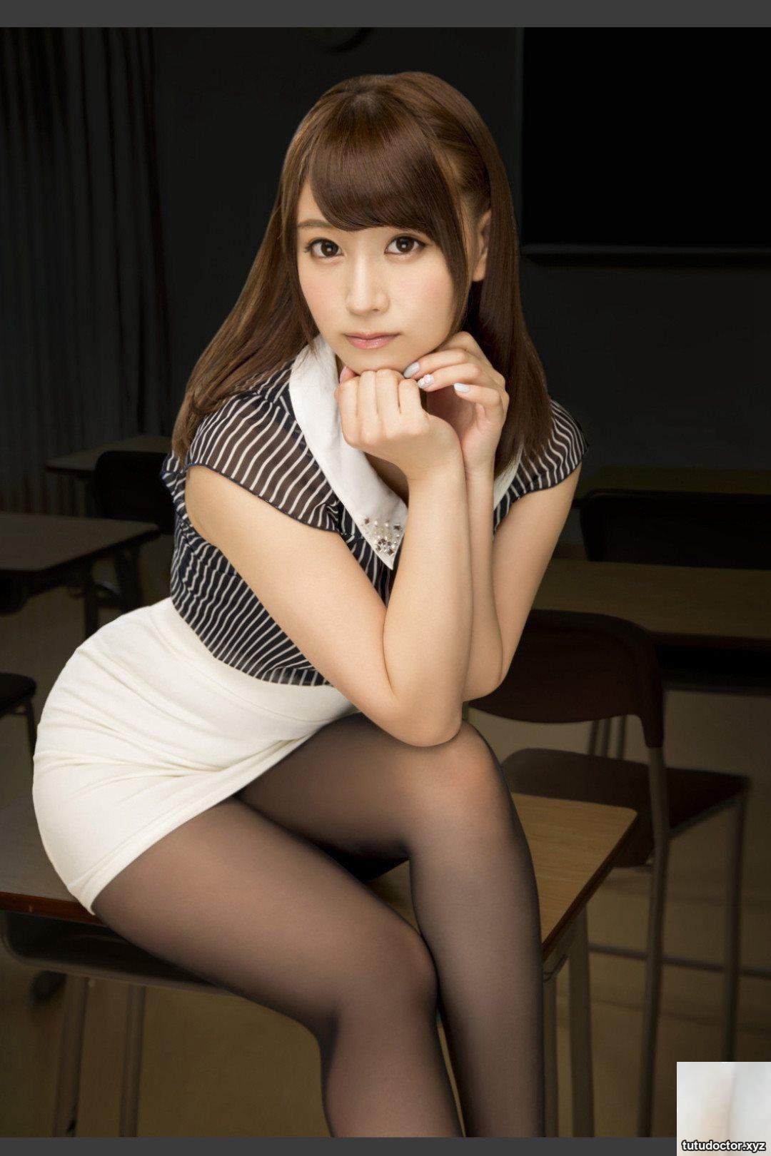 Minami Hatsukawa- Cover photo collection Be in Love Set-01 (25 · photo 14 of 25