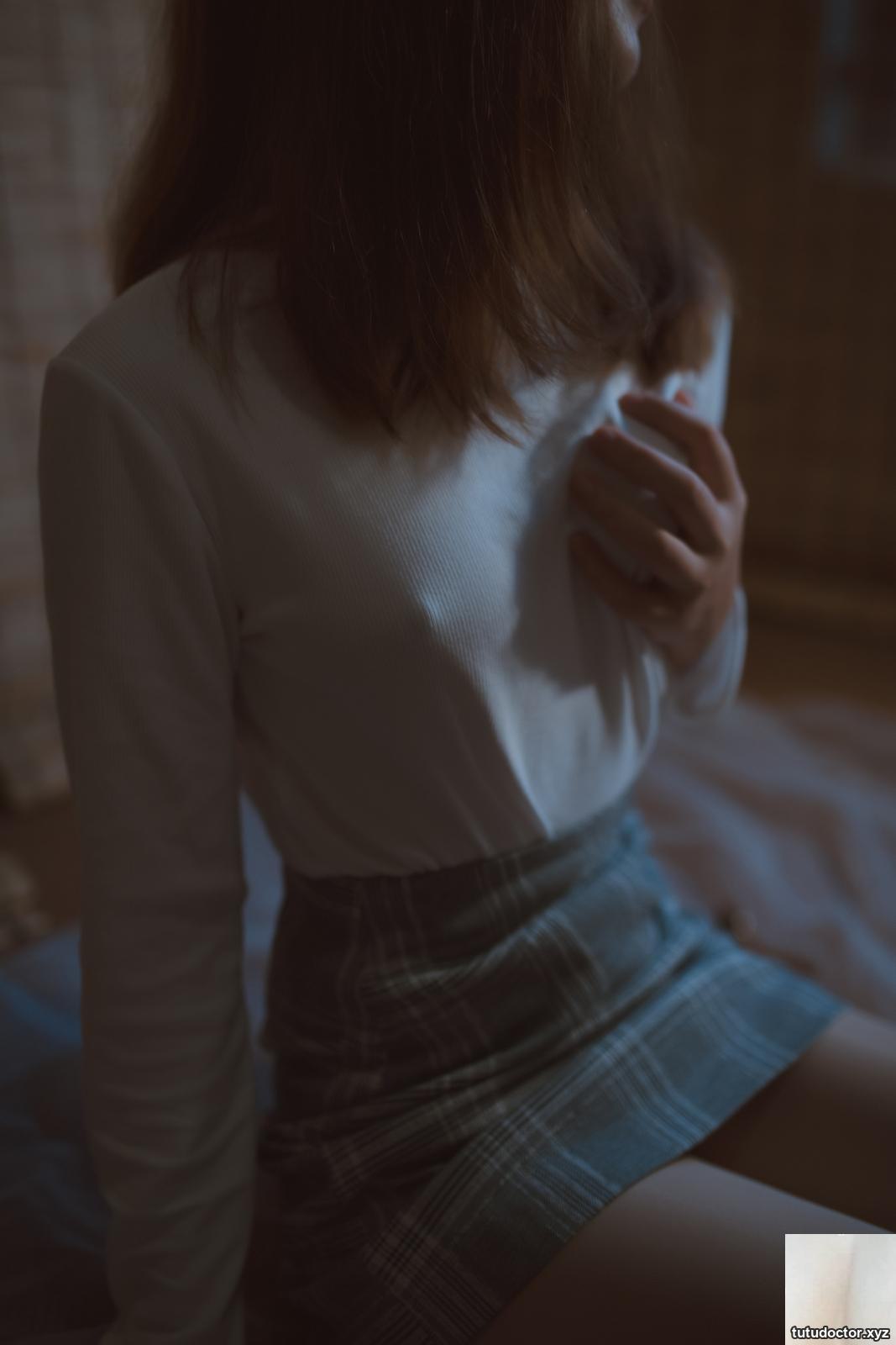 Lu Chu – Darkroom · photo 2 of 36