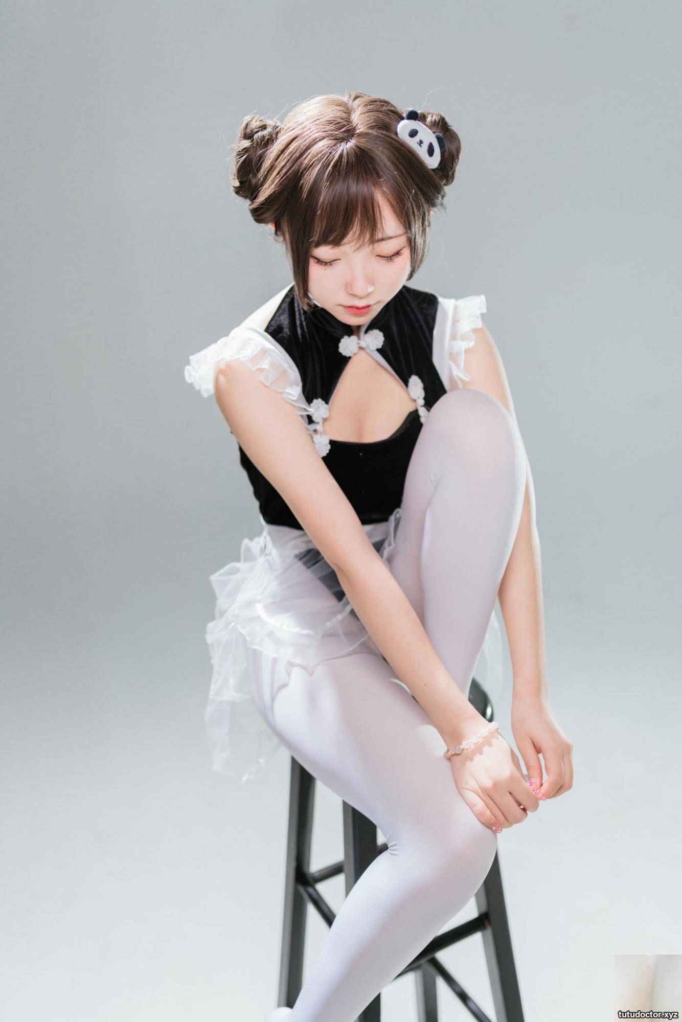 Hua Ling – Red Panda Maid · photo 47 of 86