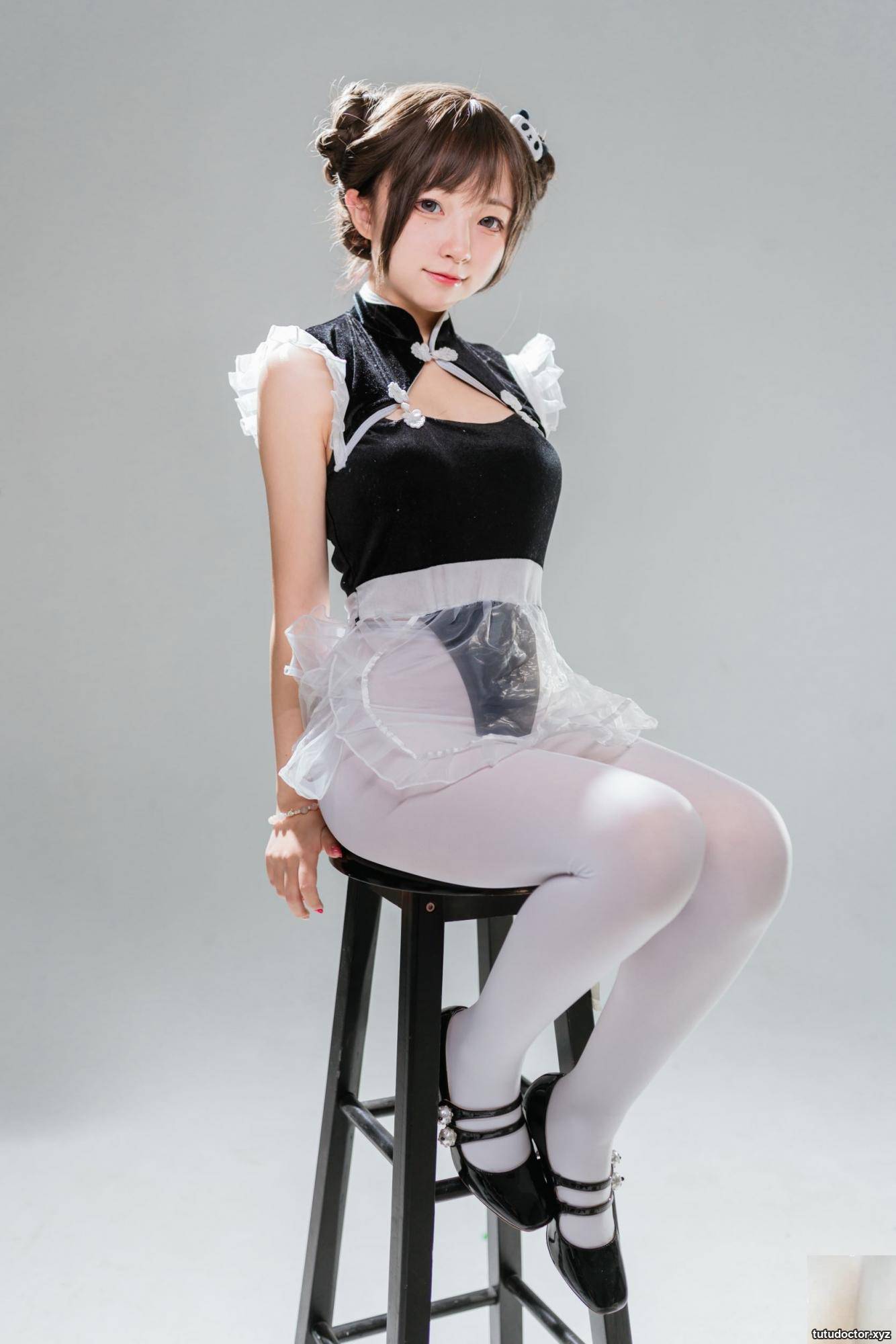 Hua Ling – Red Panda Maid · photo 52 of 86