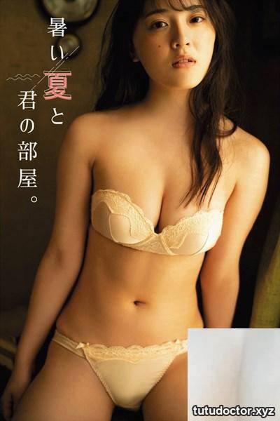 Young and beautiful girls dare to show off their figures · photo 23 of 33