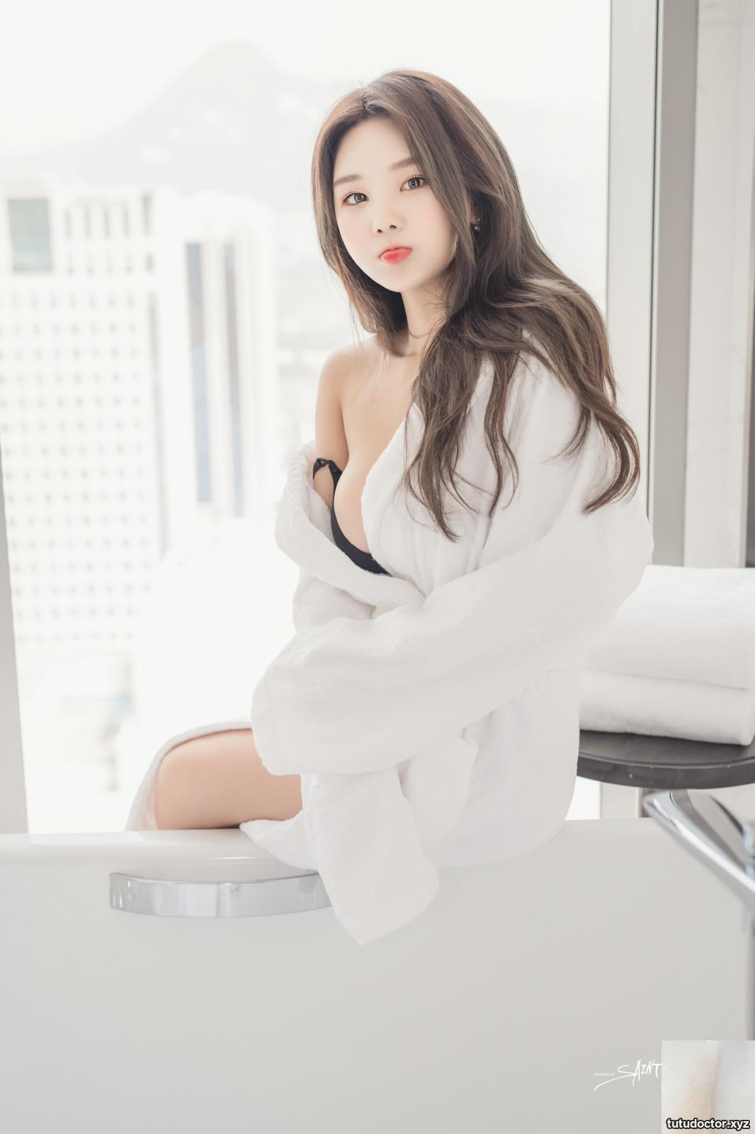 Zzyuri – Vol.10 White ( · photo 10 of 59