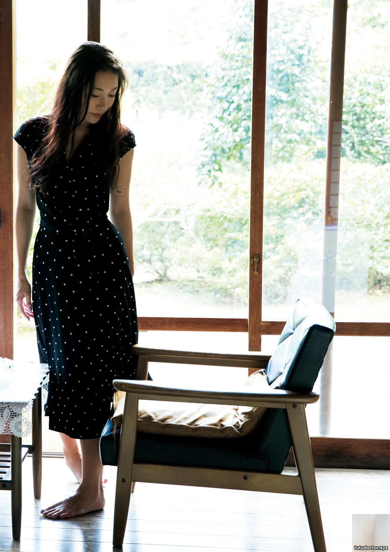 Ui Mita Hagoromo Mita – nude Journey ~Tabidachi~ · photo 18 of 90