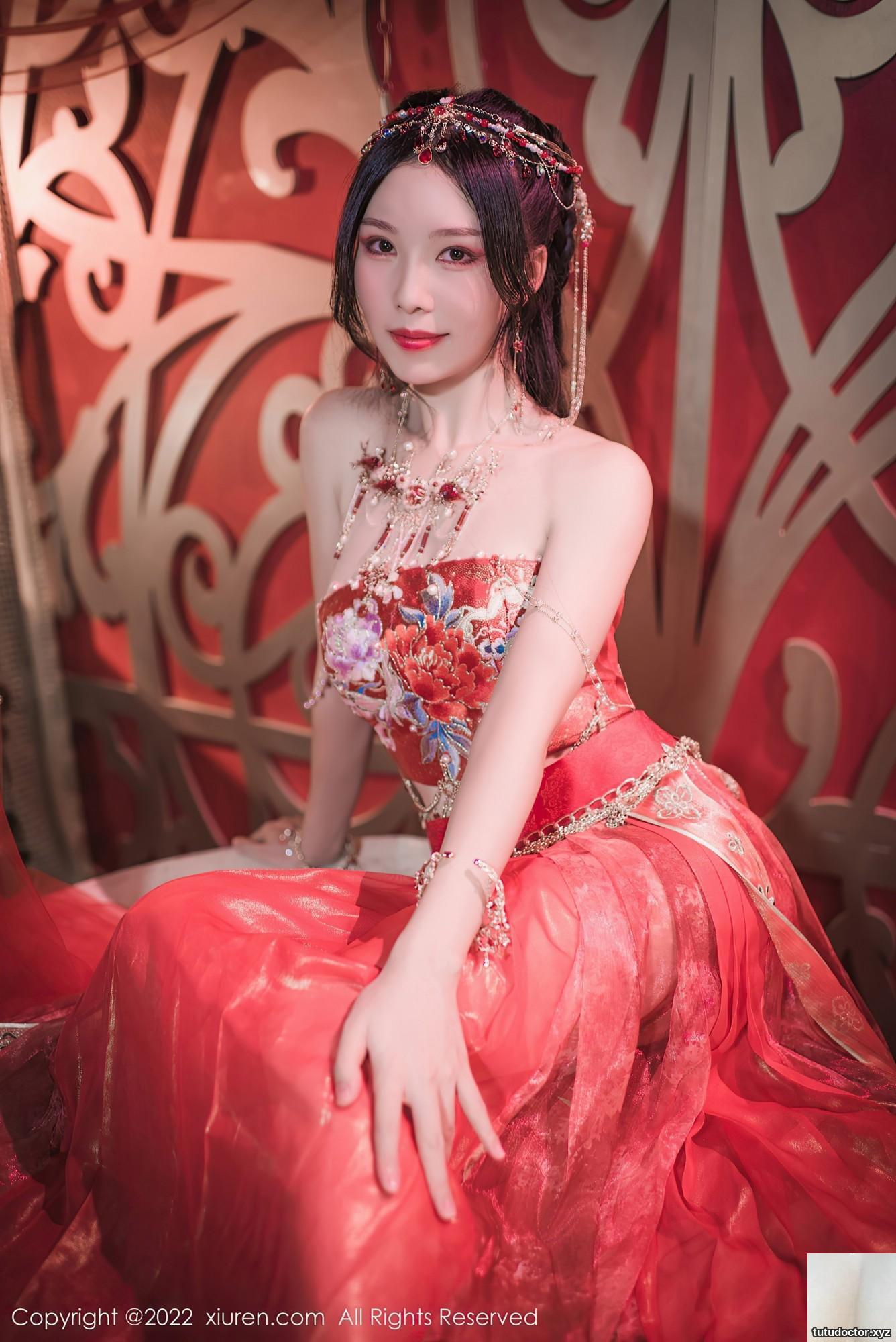 Dancing Girl – Li Shis Costume Dancer reveals her fragrant · photo 19 of 64