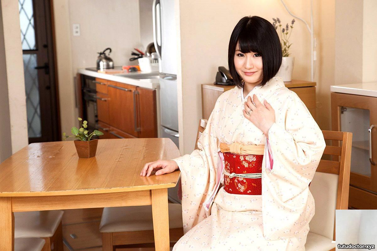 (Mari Koizumi) Kenkei Kenkei’s wife (53P)