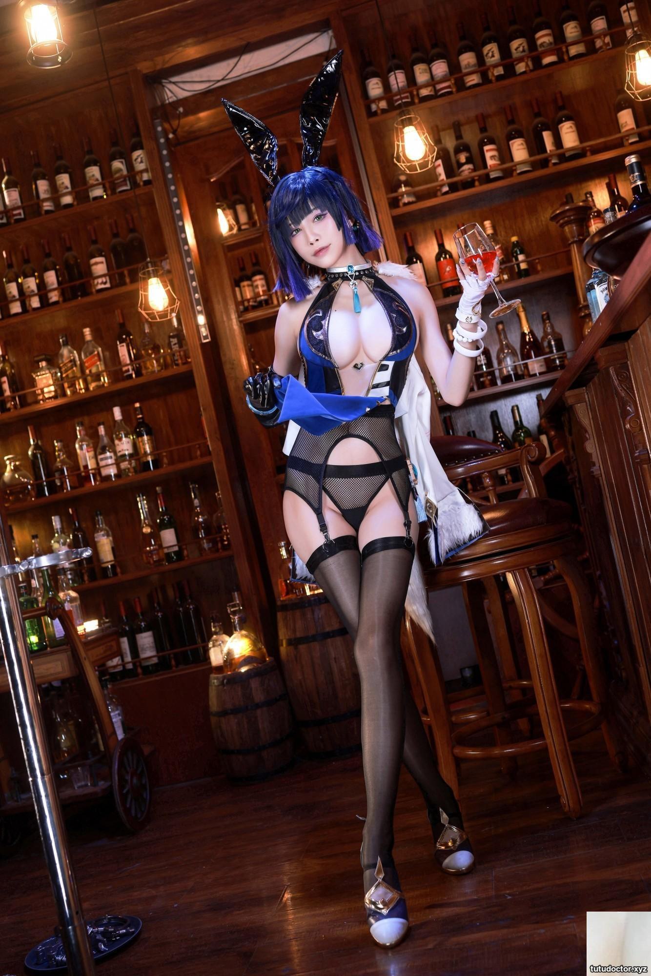 Shuimiao Aquas Genshin Impact-Yelan 2 bunny girls beautiful back · photo 16 of 66