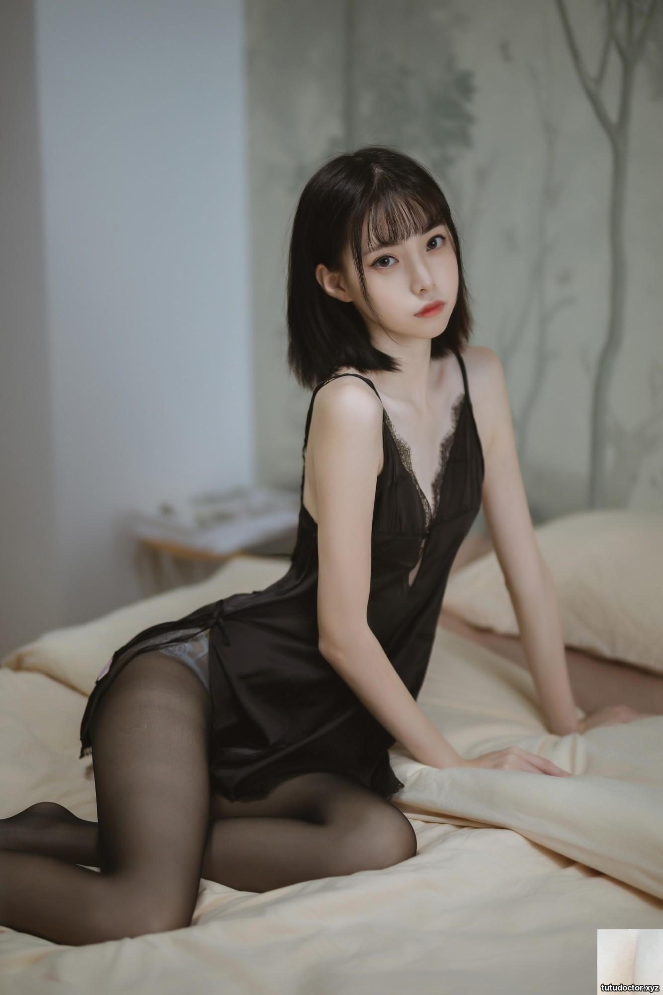 GMS (고말숙) “Gray Little Vest” Fair and beautiful waist can’t be diverted (50P)