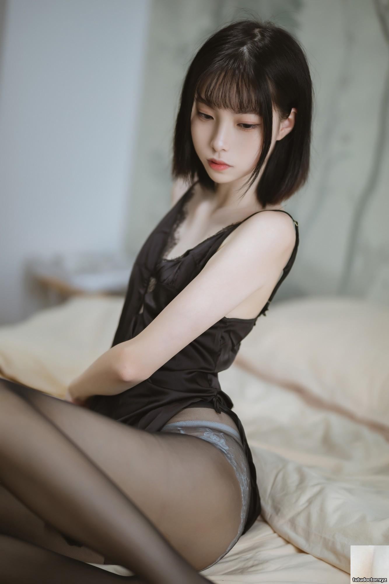 GMS (고말숙) Gray Little Vest Fair and beautiful waist cant be · photo 25 of 90