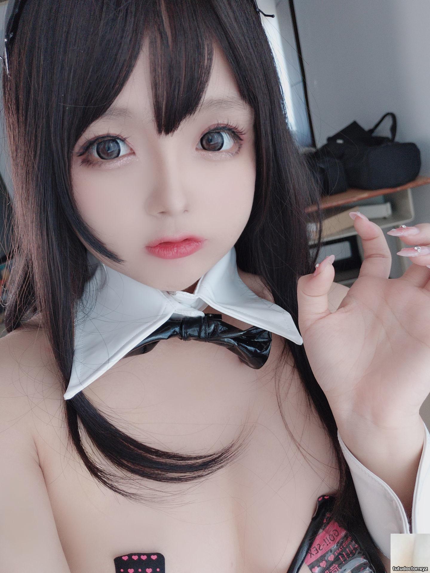 Hinajiao-Transparent Bunny Girl · photo 4 of 50