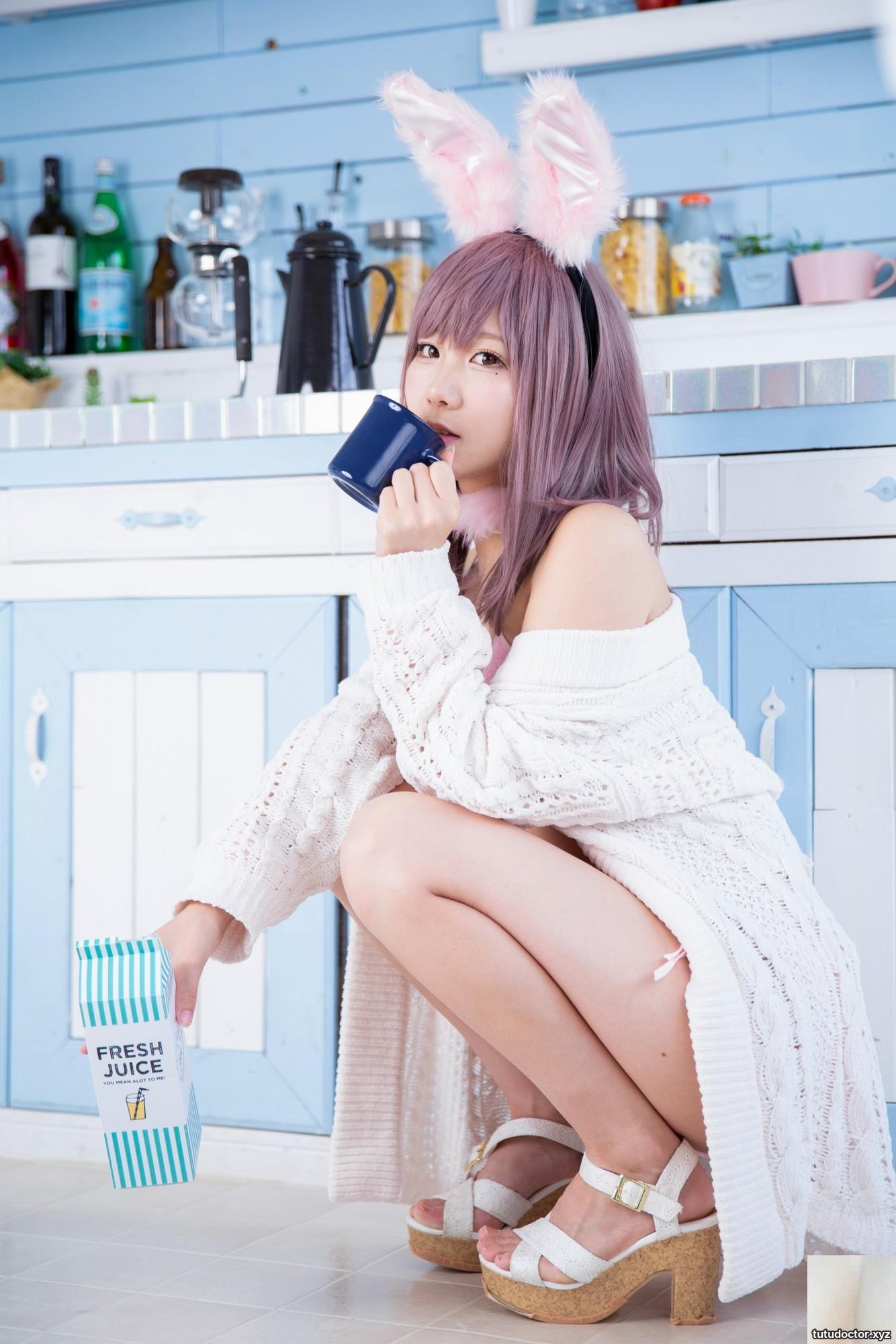Ken (けんけん) White Bunny Girl will win your heart with her cute · photo 27 of 86
