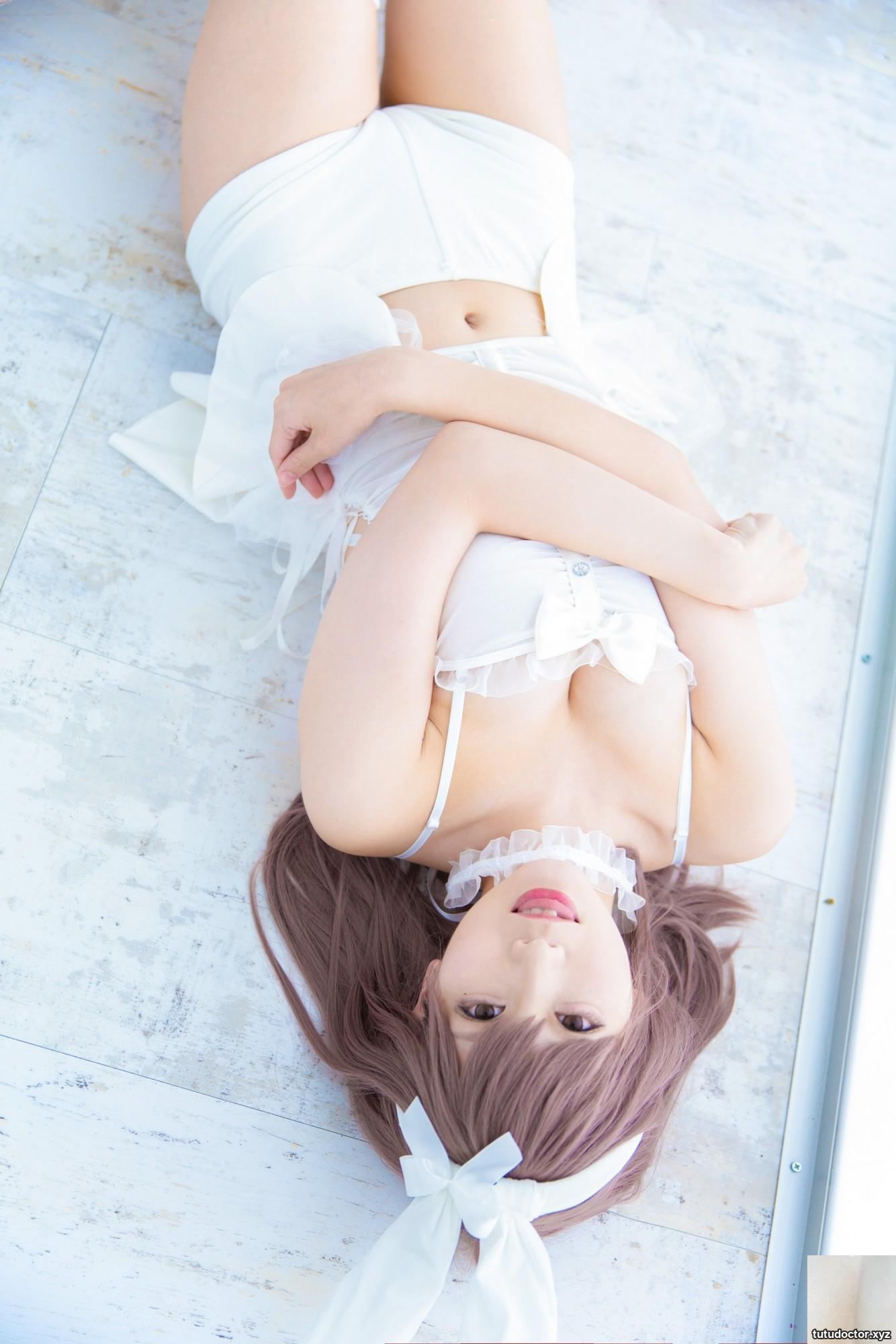 Ken (けんけん) White Bunny Girl will win your heart with her cute · photo 85 of 86