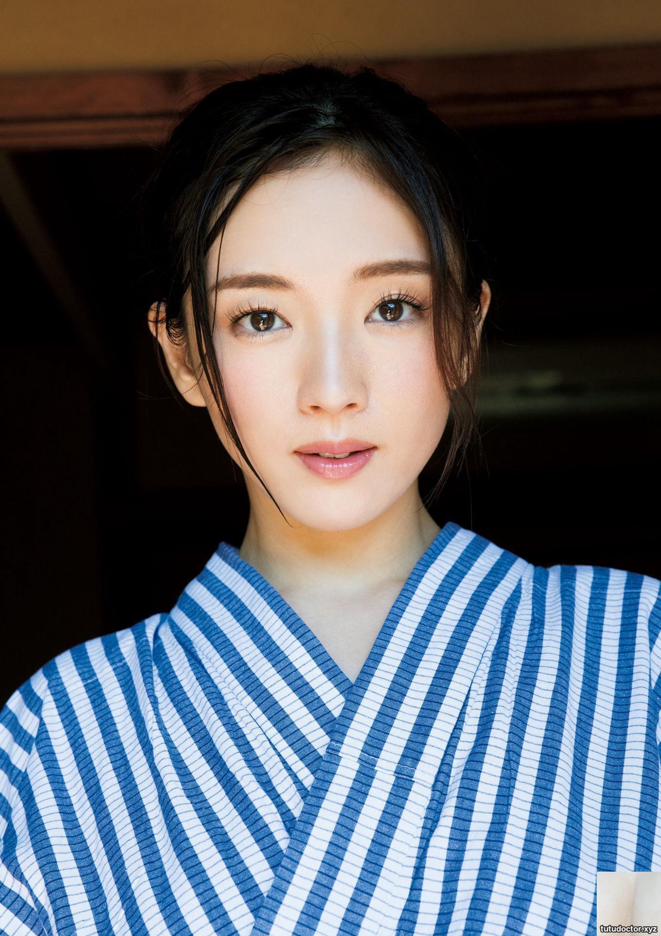 Miyako Sono Ento – Hitohira Hitohira · photo 67 of 85