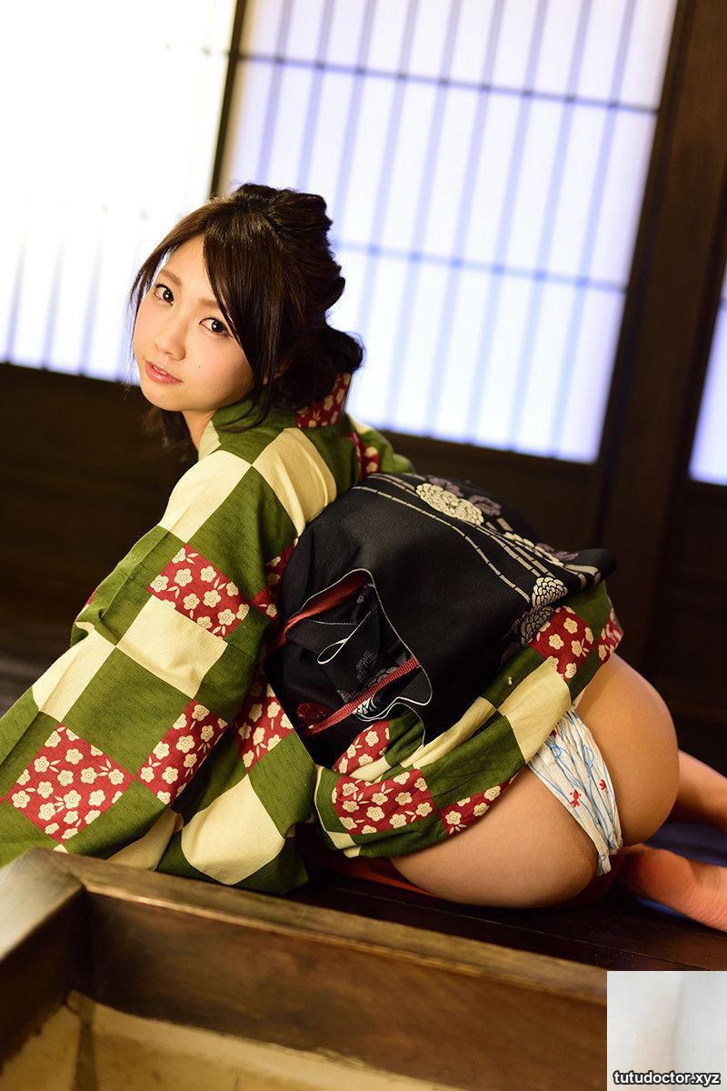 Makorin Pure Love Trip Makoto Toda Photo Collection · photo 51 of 60