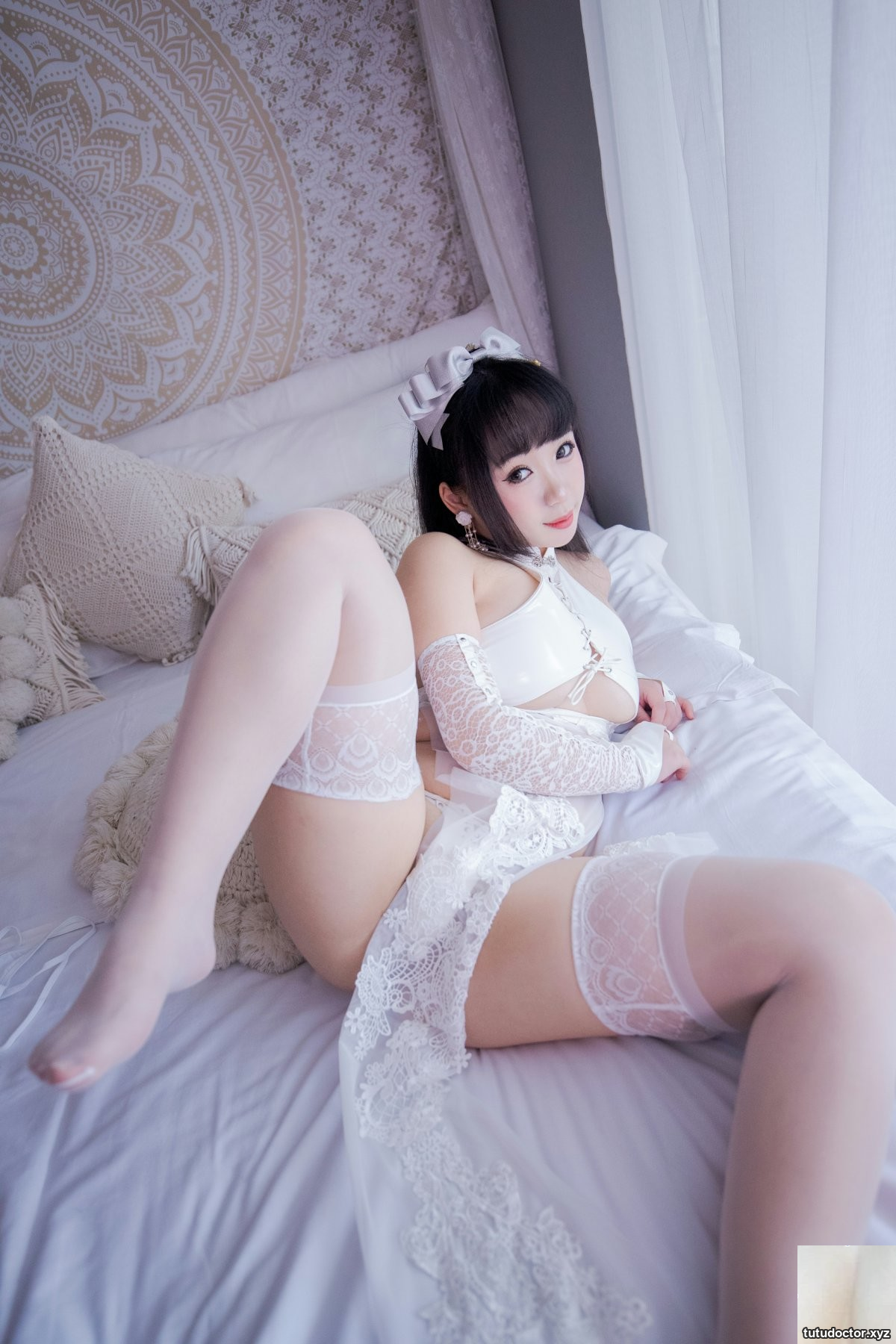 Walnut Cat Kurumineko – Moonlight Gentle White Cheongsam · photo 71 of 98