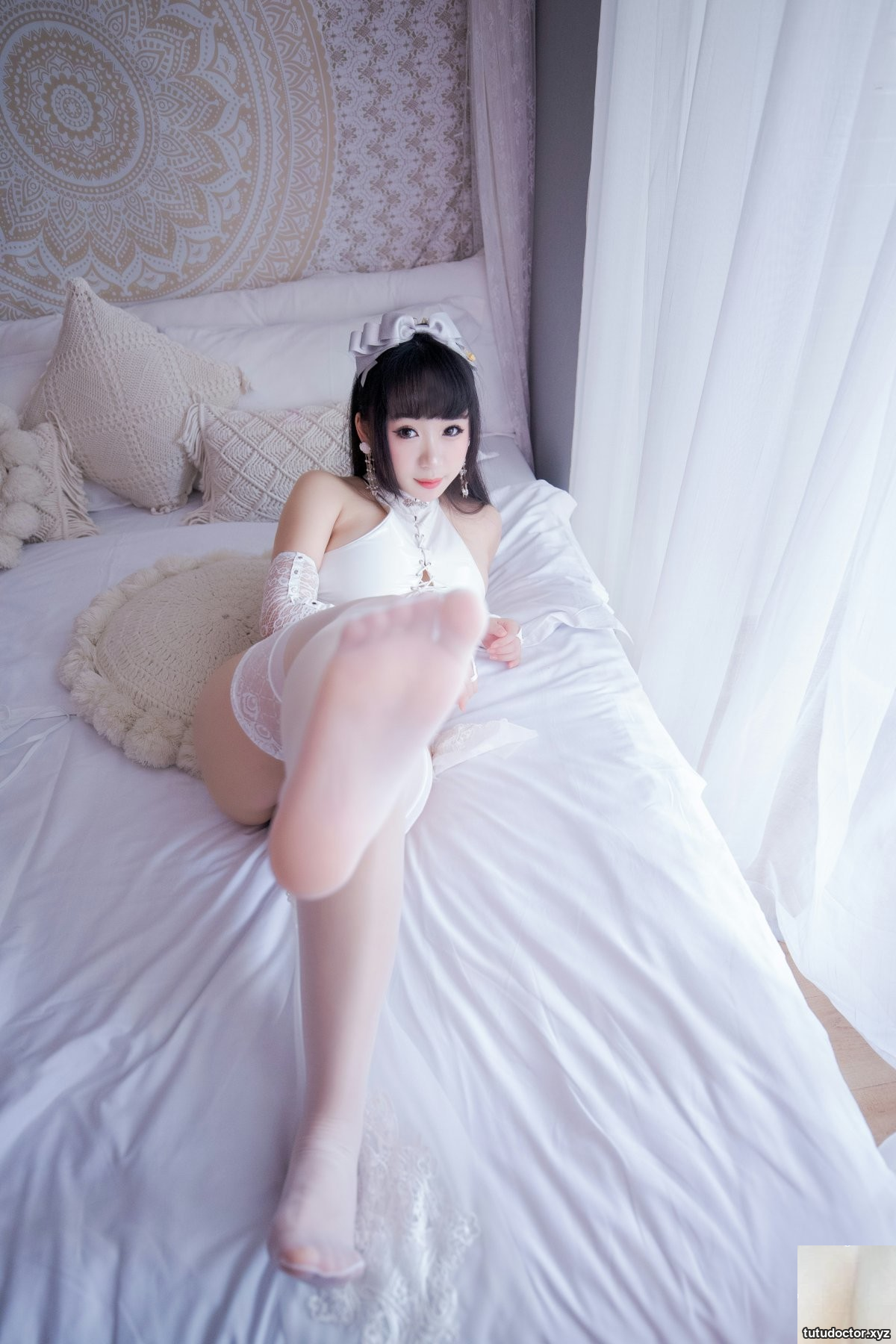 Walnut Cat Kurumineko – Moonlight Gentle White Cheongsam · photo 73 of 98