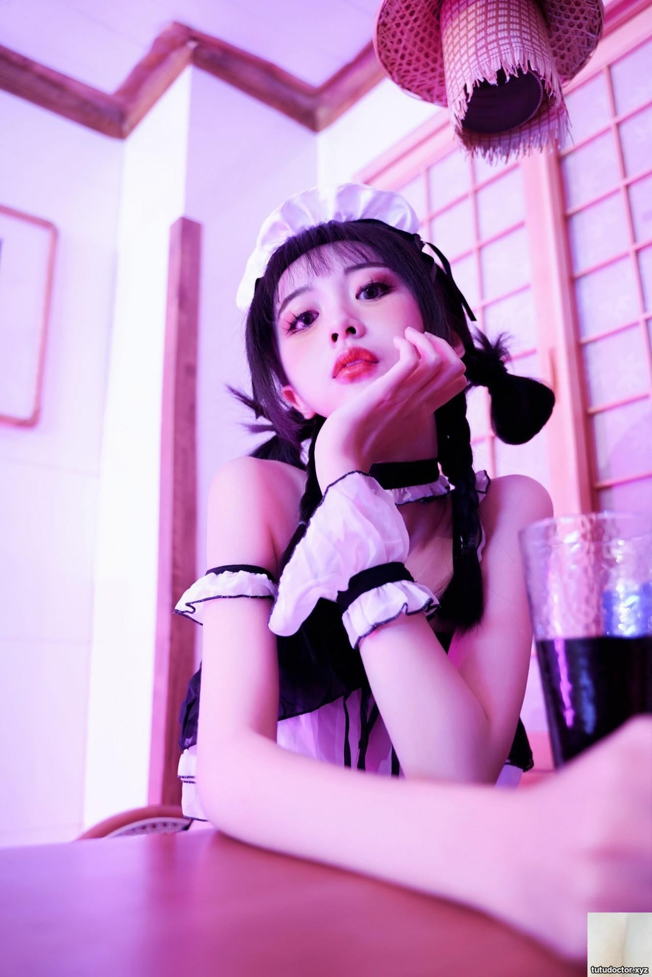 Kanon Kuriko Private Maid · photo 20 of 50