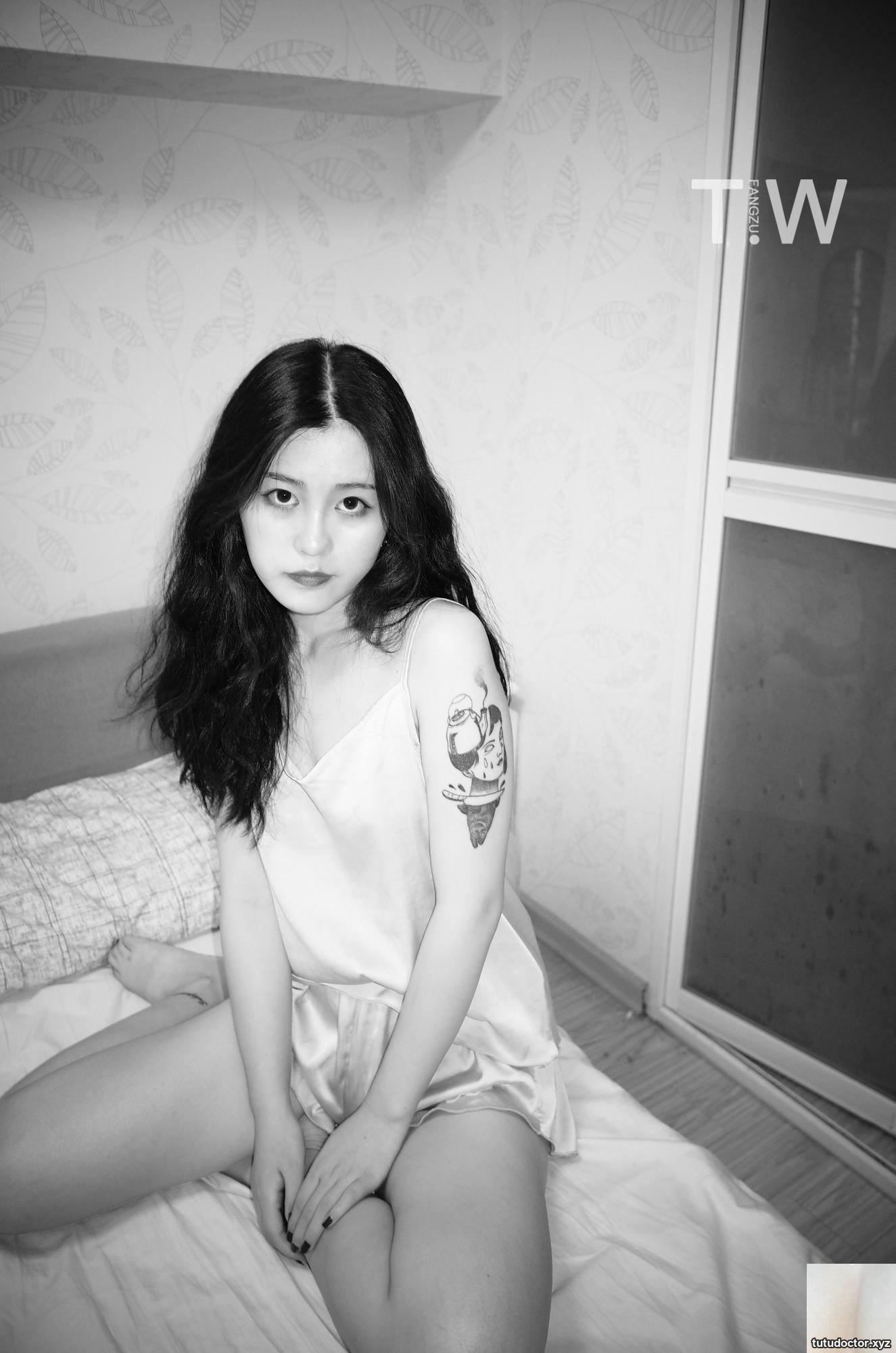 Independent photographer TIAN WEN (鼳岛) 2017 portfolio 012 · photo 8 of 50