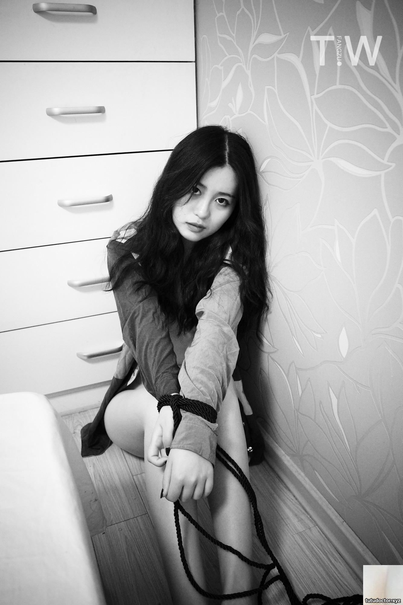 Independent photographer TIAN WEN (鼳岛) 2017 portfolio 012 · photo 40 of 50