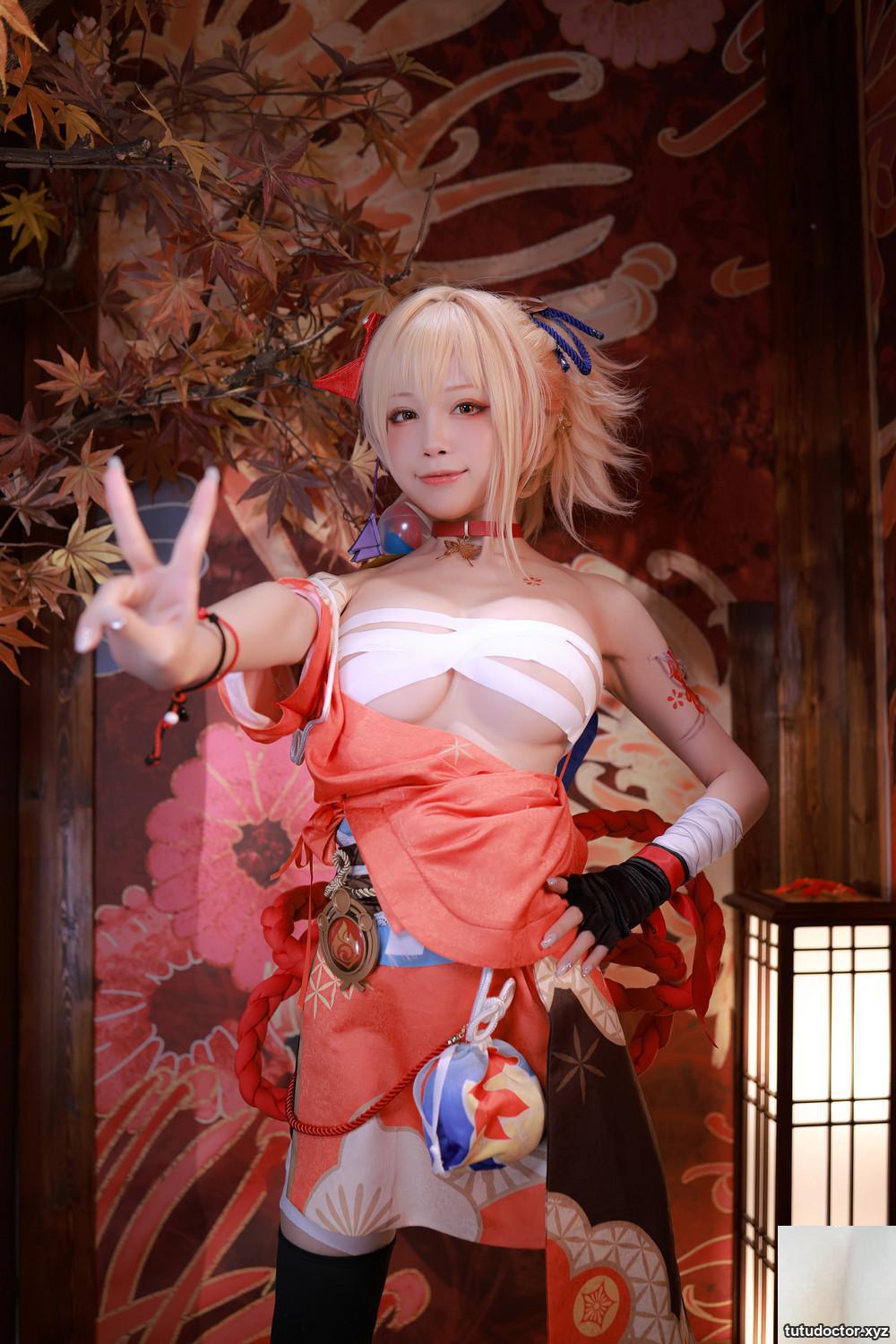 Shui Miao Aquas Yuanshin-Xiao Gong has big breasts that make · photo 2 of 43
