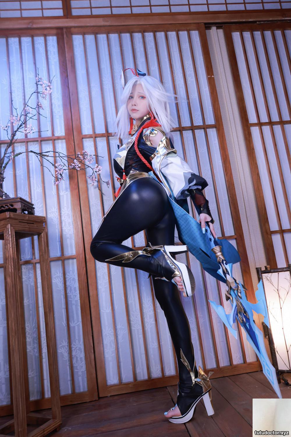 Shui Miao Aquas Original God-Shen He tights show off the peach · photo 7 of 30