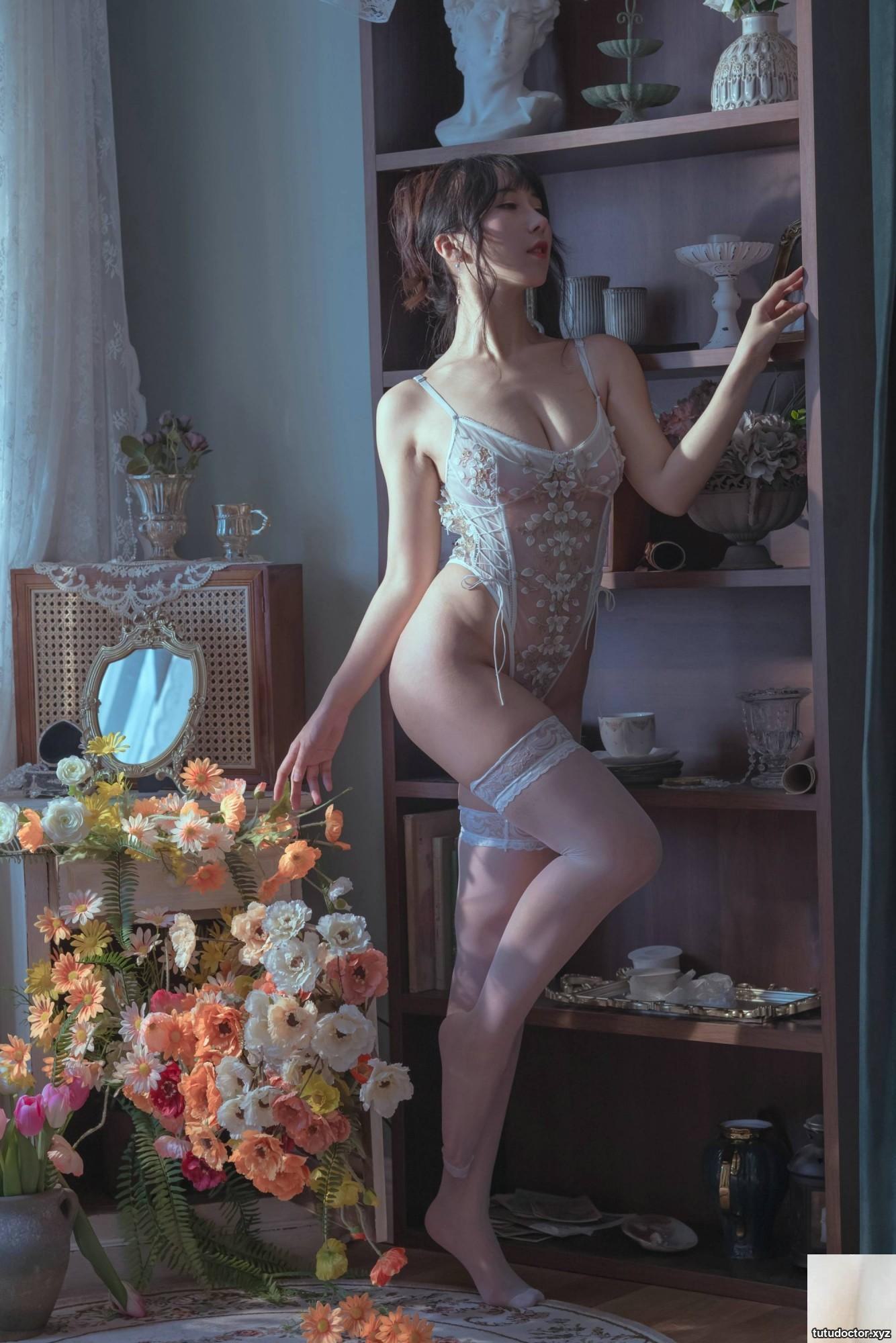 Welfare girl Yun Xixis Married Wife VIP exclusive · photo 34 of 40