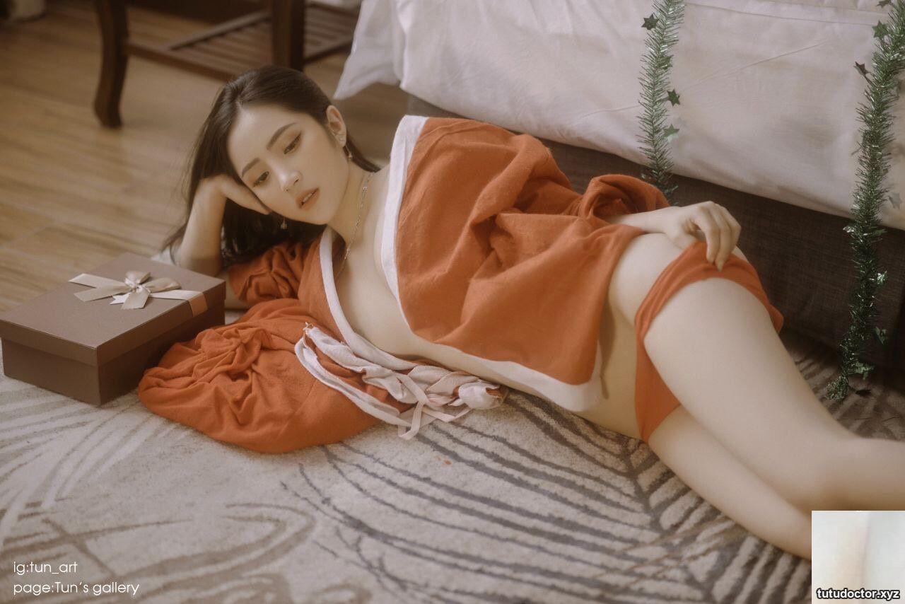 Welfare Girl-TUNLITA Spring Flowers and Autumn Moon · photo 59 of 66