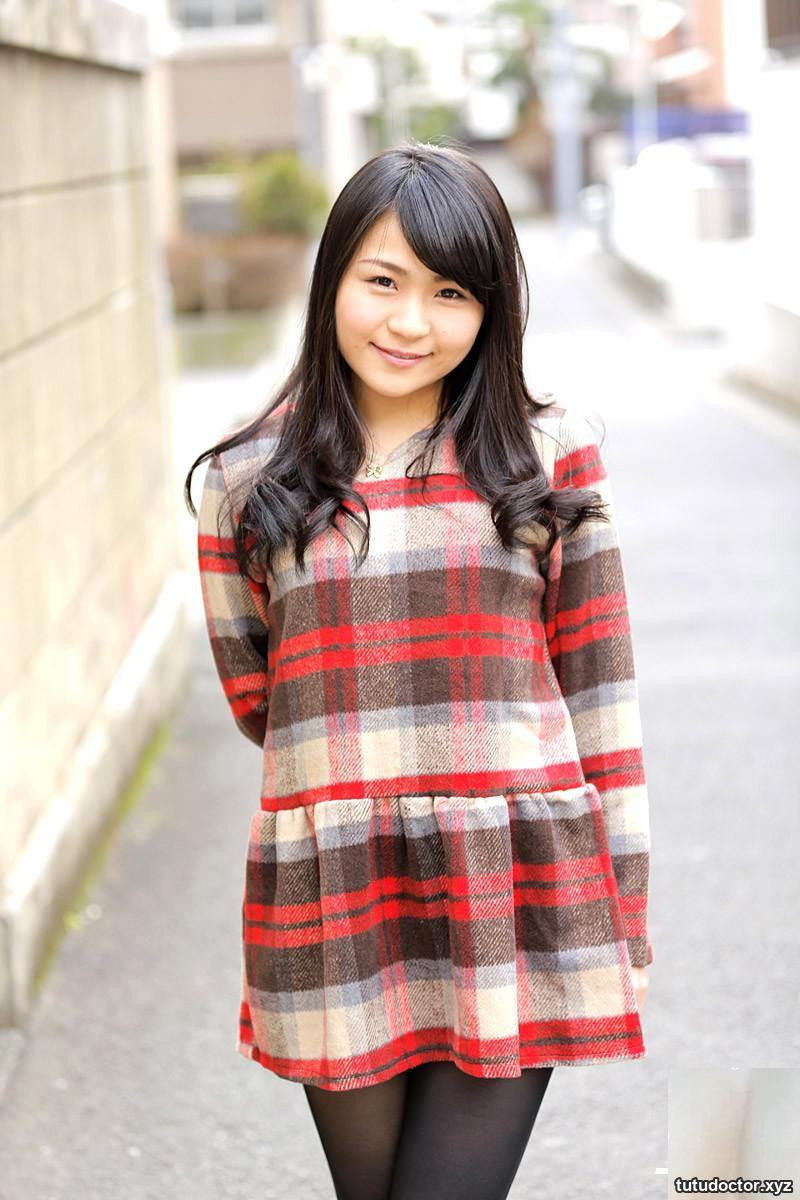 (Ayaka Haruyama) A cute AV actress visits an amateur’s home (46P)