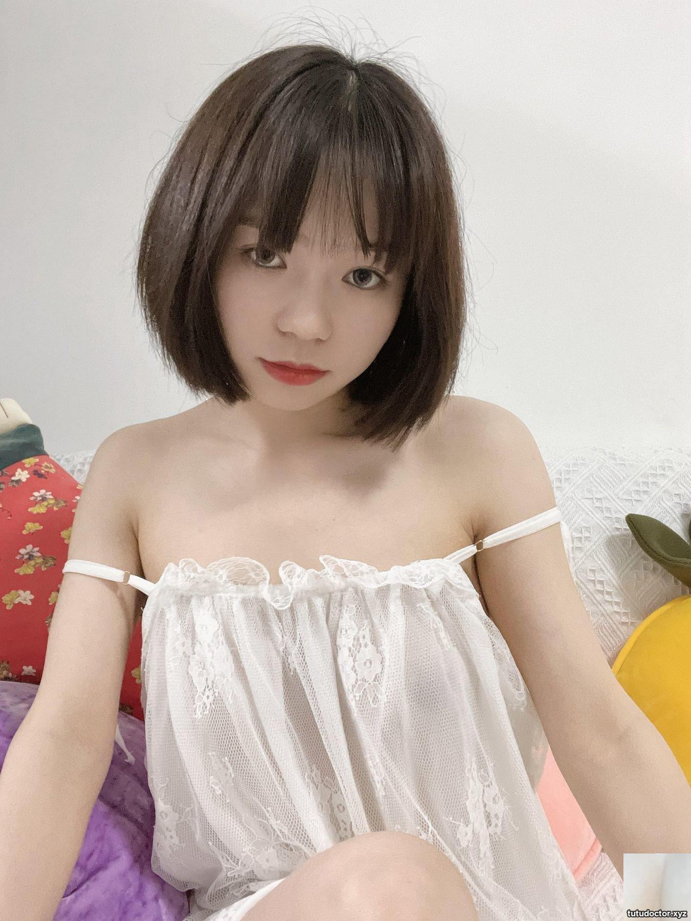 Welfare Girl-Xiaoxiao Beautiful Model Private Photo Collection · photo 63 of 100